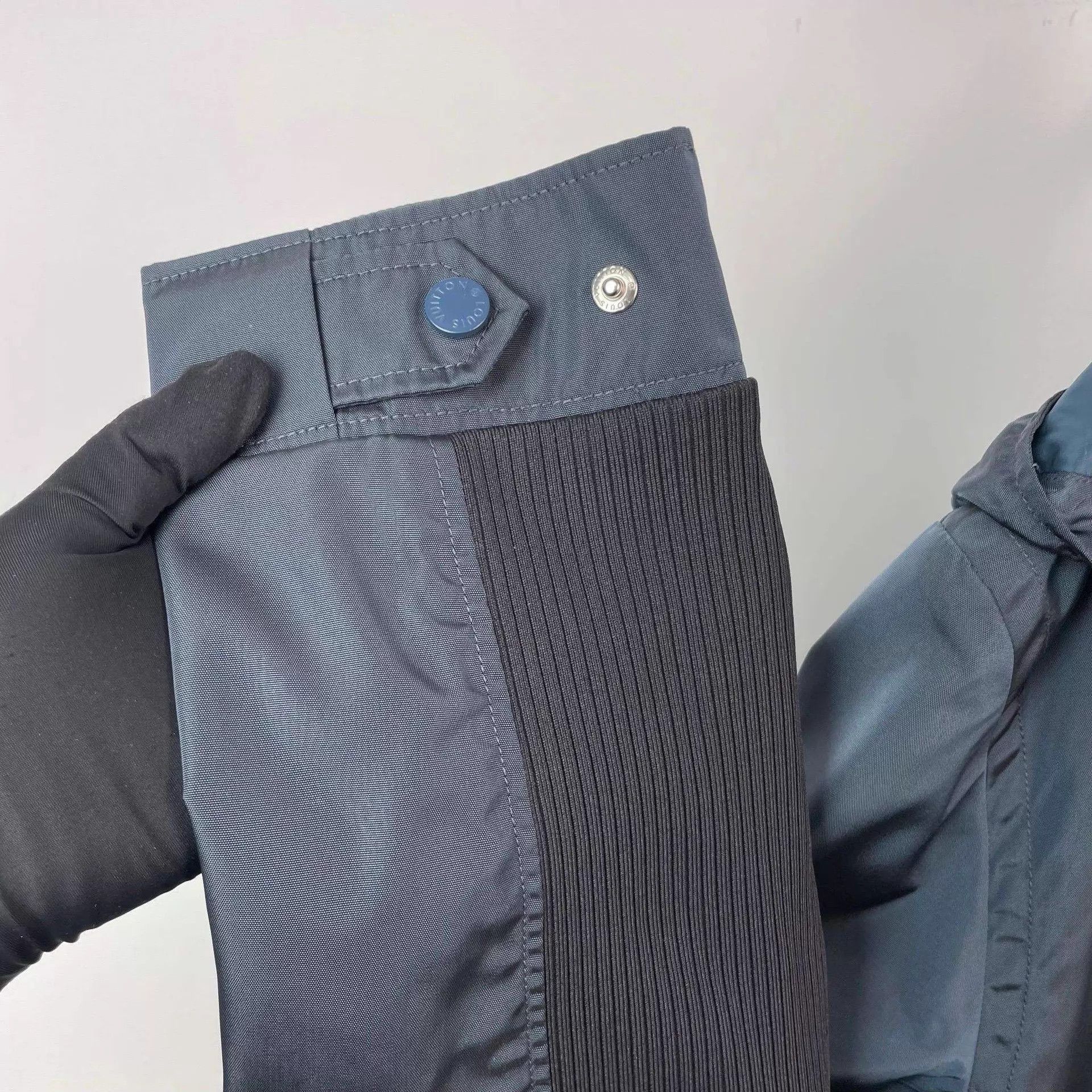 Louis Vuitton Louis Vuitton jacket Size US L / EU 52-54 / 3 - 3 Thumbnail