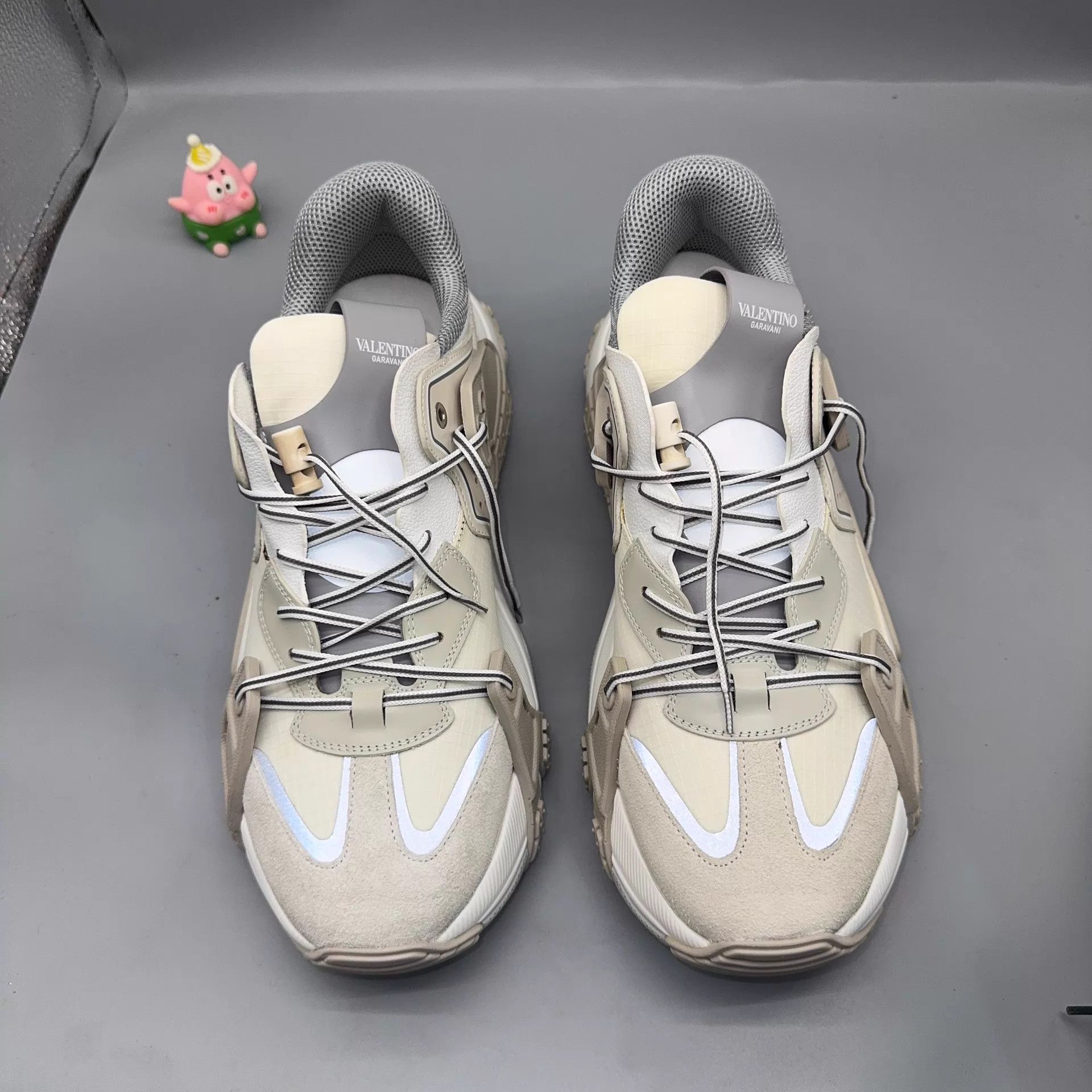 Valentino Valentino VLTN Gray Shoes Size 42.5 Size US 9.5 / EU 42-43 - 2 Thumbnail