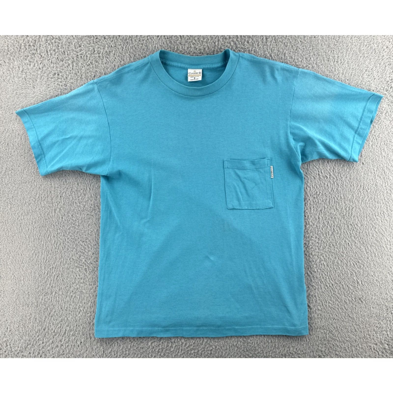 Vintage VINTAGE Classics II T-Shirt Pocket Blue 90s Crew Neck Short Sleeve Men's Small United States Made in USA 90s Men's Small Pocket T-Shirt Size US S / EU 44-46 / 1 - 2 Thumbnail