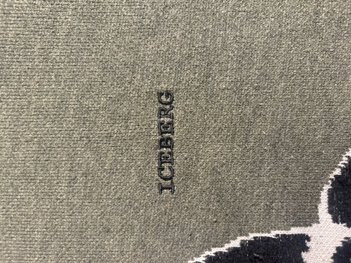 Iceberg Vintage Iceberg Jeans Donald Duck Sweater XL — Rare 90s Size US XL / EU 56 / 4 - 4 Thumbnail