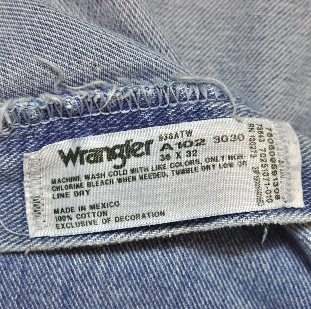 Wrangler NEW Wrangler 936 Blue Slim Fit Cowboy Cut Denim Jeans 36x32 Size US 36 / EU 52 - 5 Thumbnail