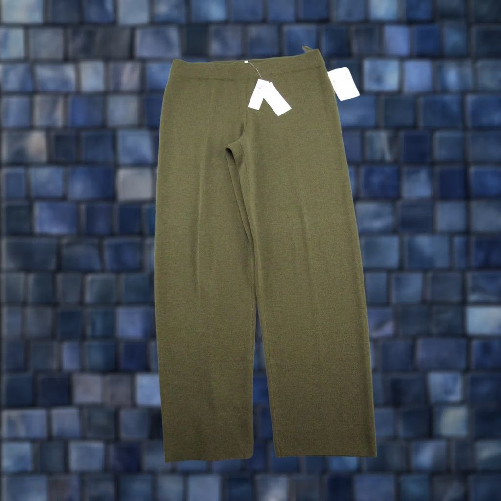 Eileen Fisher NWT Eileen Fisher Pants Womens M Washable Wool Crepe Straight Leg Caper Green Size 32" / US 10 / IT 46 - 1 Thumbnail