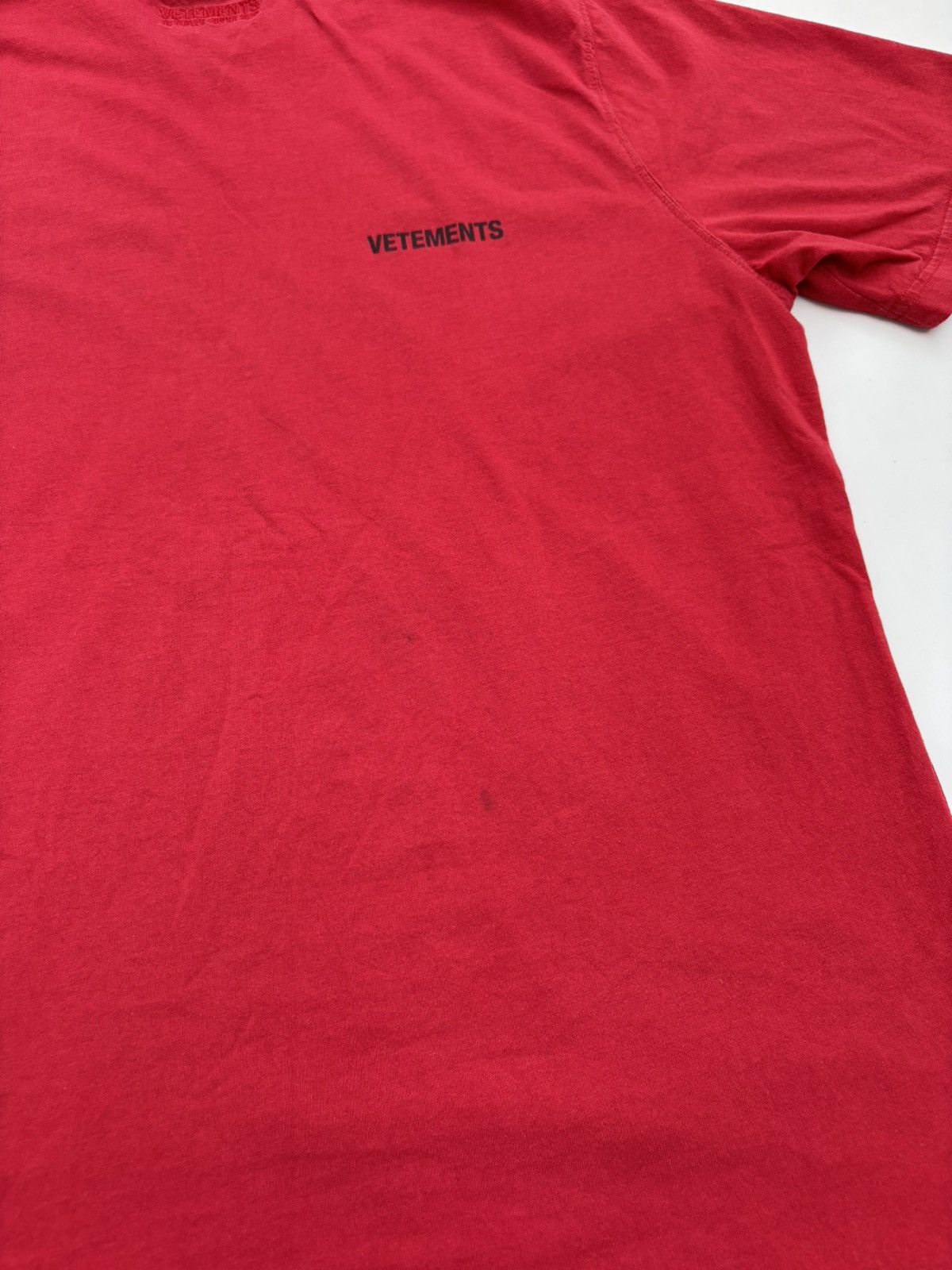 Vetements Logo Front Back T-Shirt Size US L / EU 52-54 / 3 - 13 Thumbnail