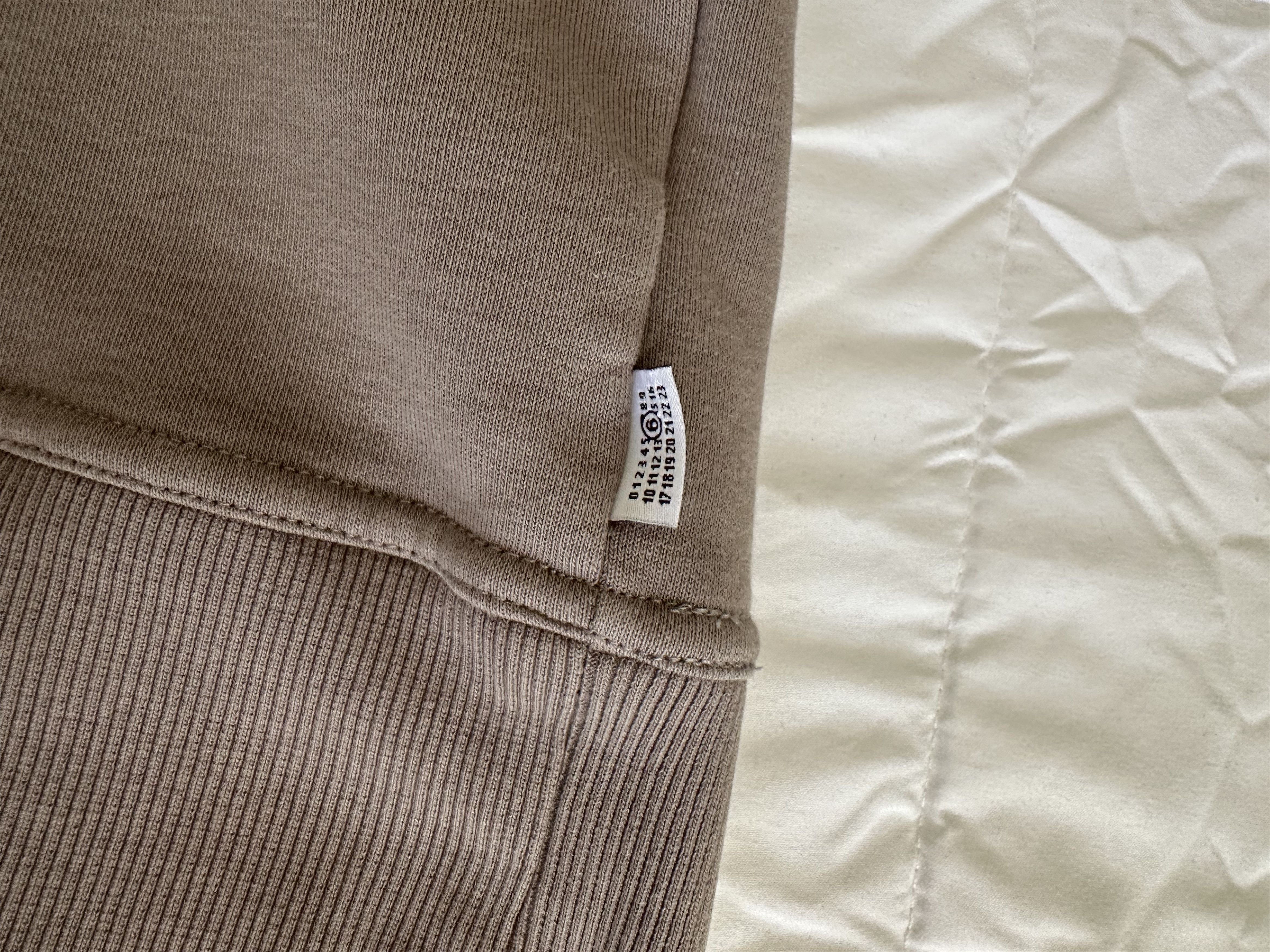 MM6 MM6 Maison Margiela Boxy Hooded Sweatshirt in Taupe Size US M / EU 48-50 / 2 - 7 Thumbnail