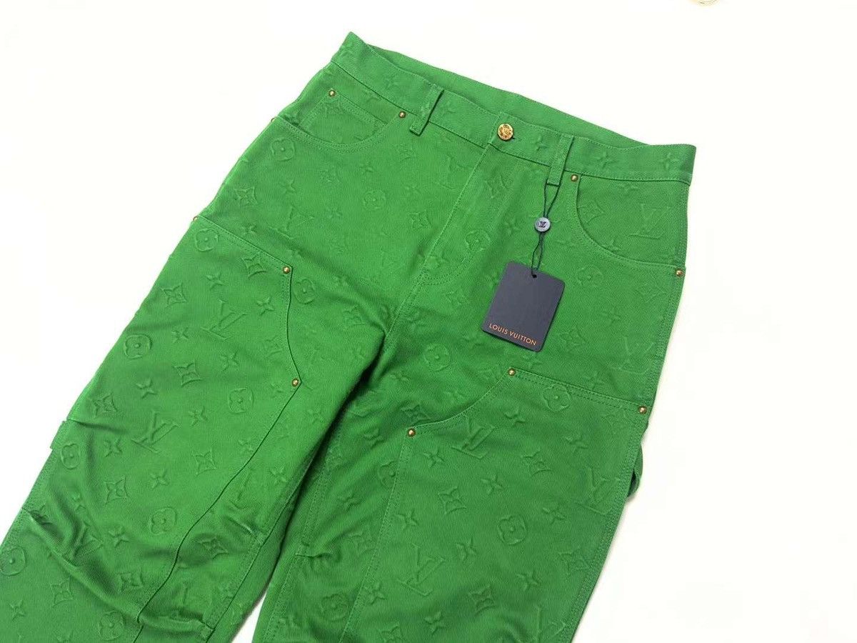 Louis Vuitton LOUIS VUITTON 34 Carpenter Embossed Monogram Denim Jeans Size US 34 / EU 50 - 2 Thumbnail
