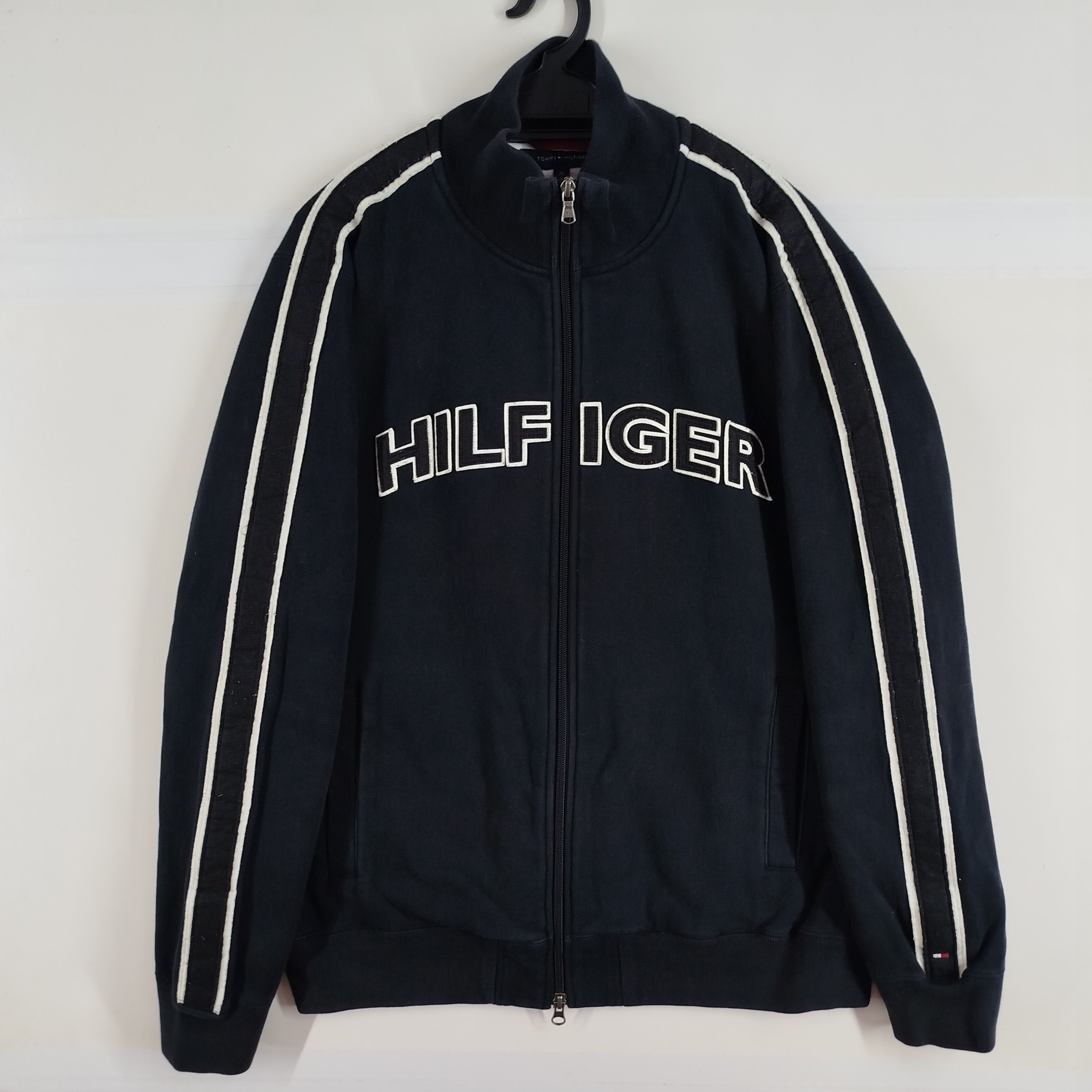 Tommy Hilfiger Tommy Hilfiger Embroidery Big Spell Out Zipper Size US L / EU 52-54 / 3 - 1 Thumbnail