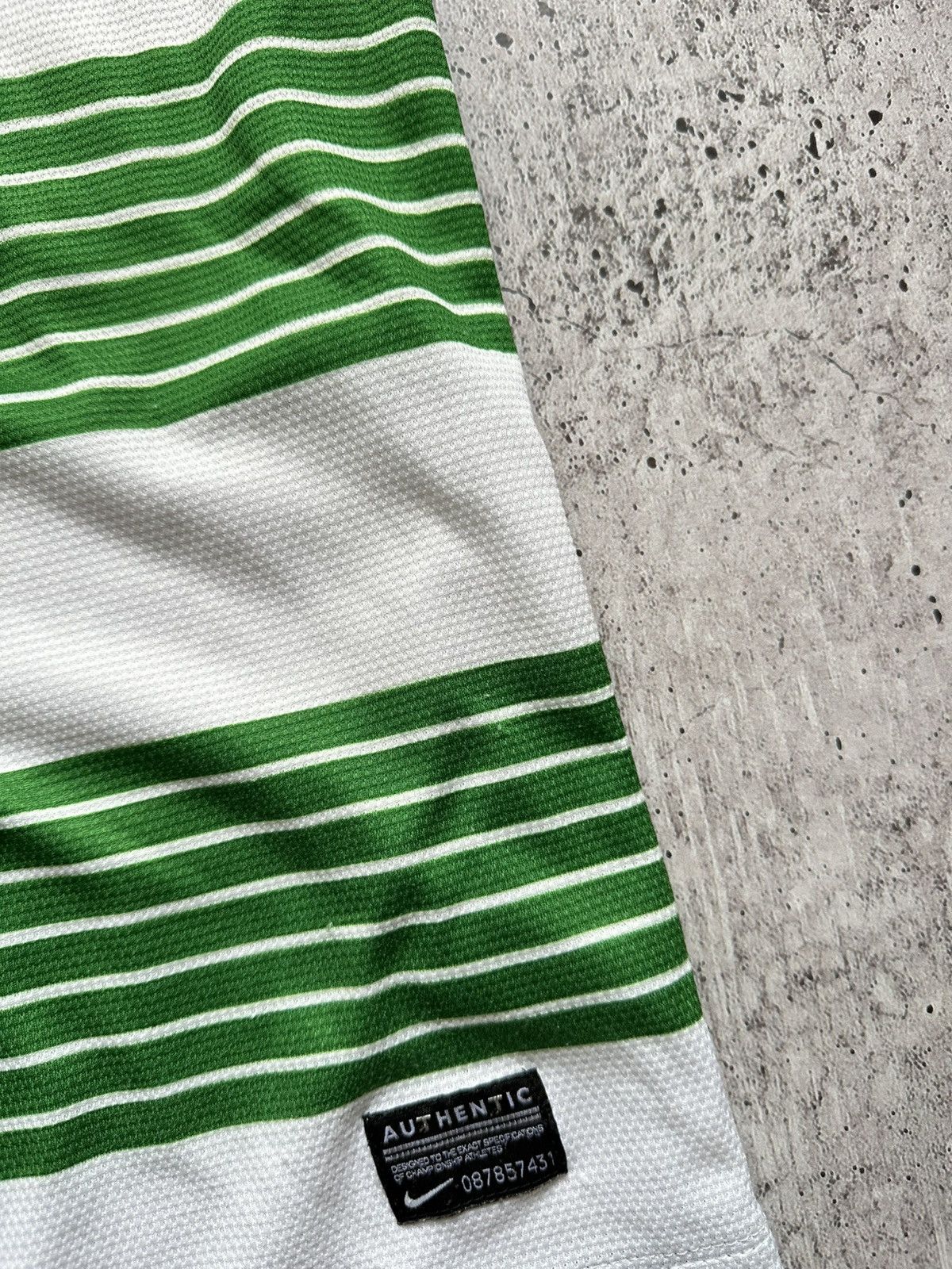 Nike 2013/15 Nike Celtic FC Home Soccer Jersey Size US XL / EU 56 / 4 - 3 Thumbnail