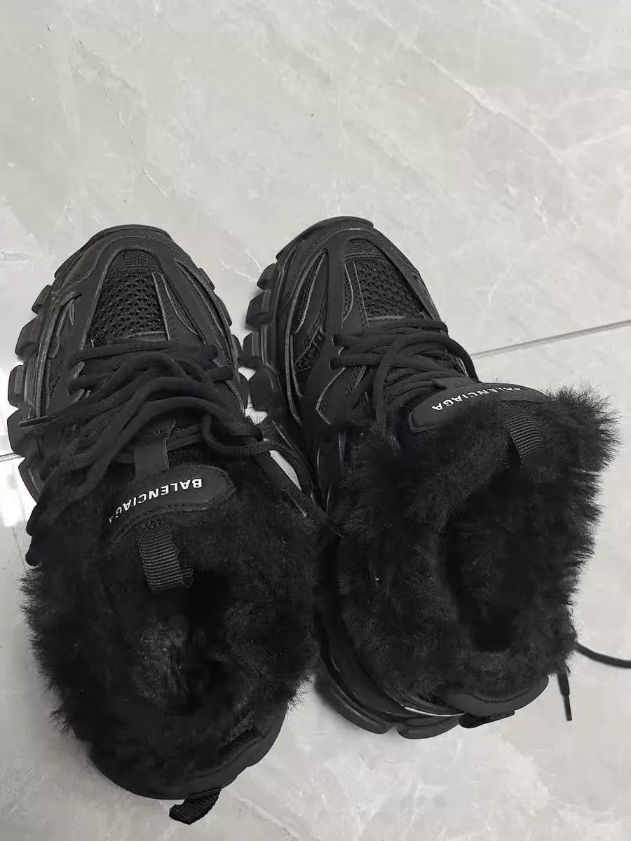 Balenciaga Balenciaga Track Fleece Dad Shoe EUR 35 Like New Size US 4.5 / IT 34.5 - 2 Thumbnail
