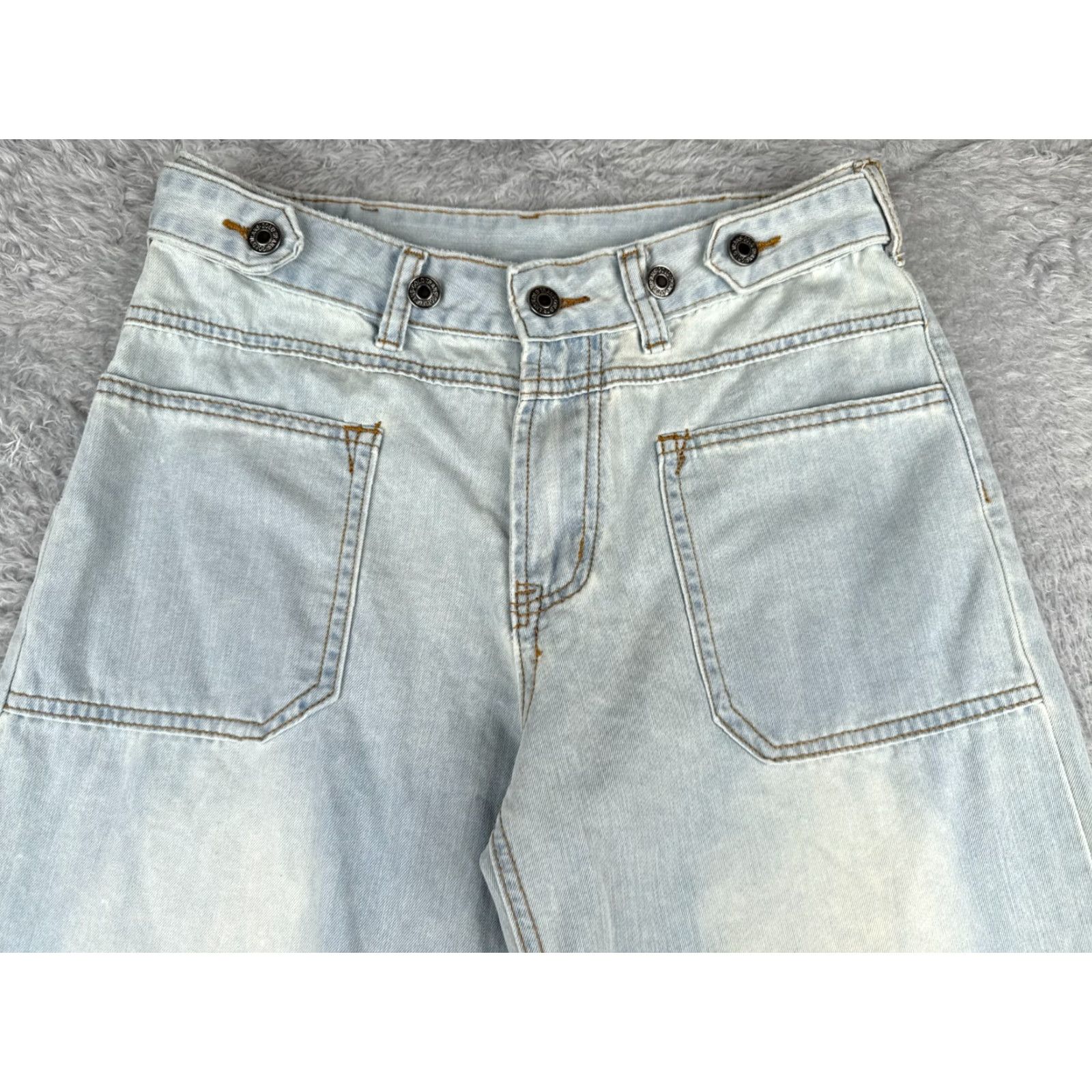 Vintage Gold Trans Jeans Womens 28 Blue Denim Light Wash Distressed 28x30 Regular 5-Pocket Design Zip Button Jeans Womens Size 28" / US 6 / IT 42 - 4 Thumbnail