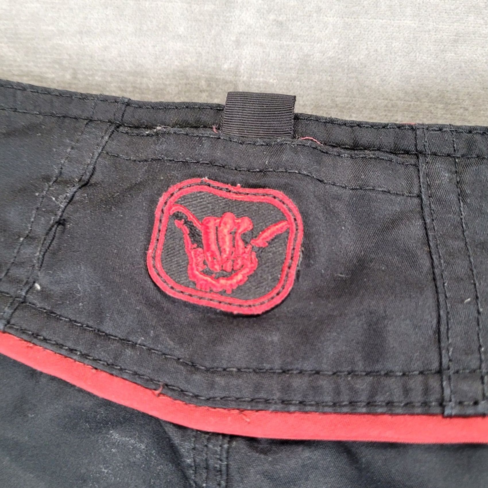Quiksilver Quiksilver Board Shorts Mens Black Cargo Swim Trunks 38 Aloha Logo Shorts Mens Black Cargo Boardshorts Size US 38 / EU 54 - 8 Thumbnail