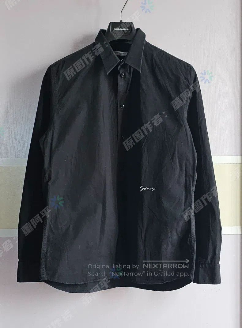 Givenchy Givenchy size 43 Black embroidered letter long-sleeve shirt Size US M / EU 48-50 / 2 - 1 Thumbnail