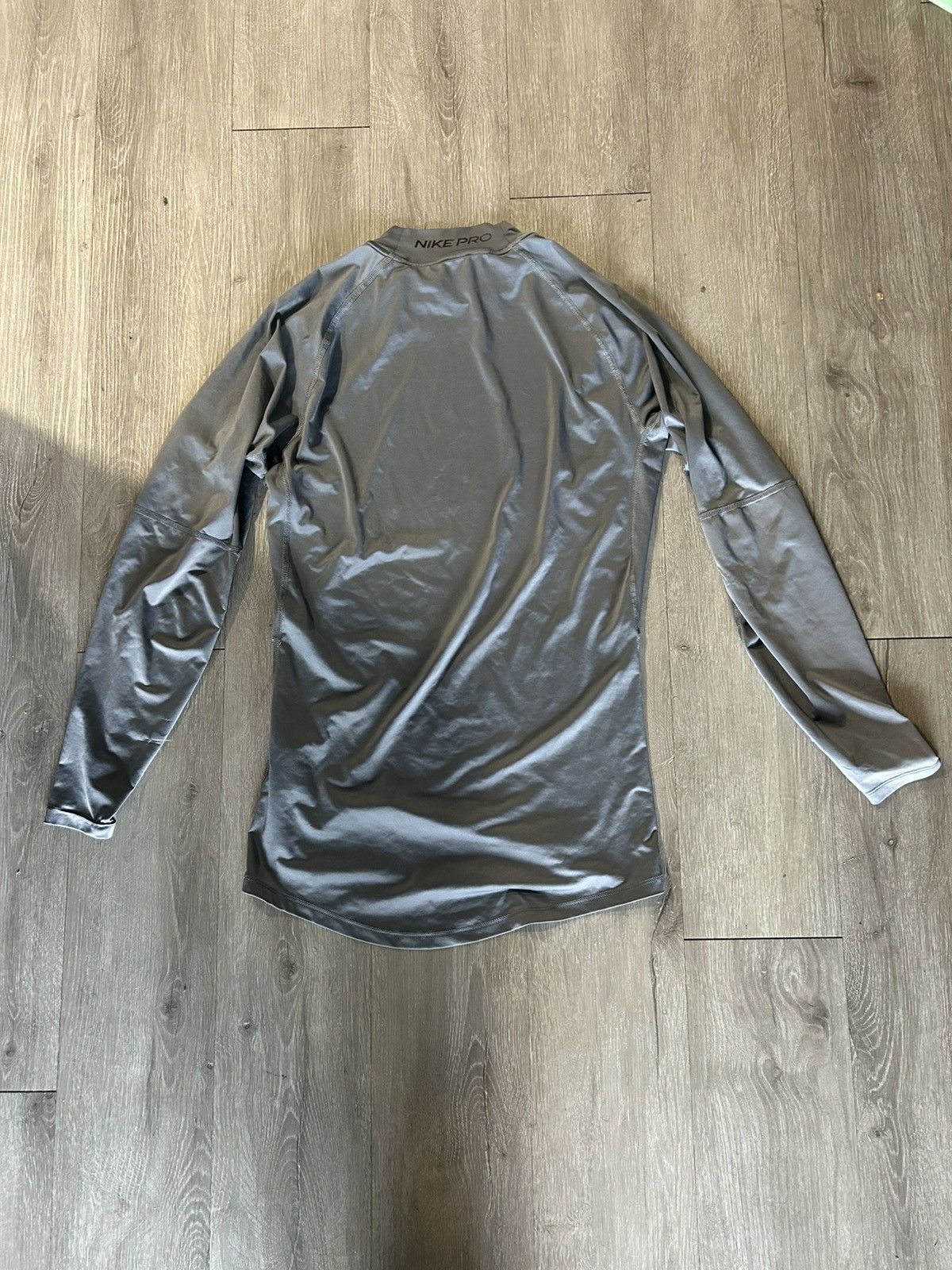 Nike Nike drifit compression long sleeve grey size medium Size US M / EU 48-50 / 2 - 3 Thumbnail
