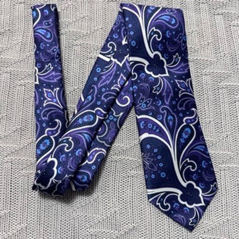 Barneys New York Barneys New York purple metallic paisley silk tie Size ONE SIZE - 1 Thumbnail