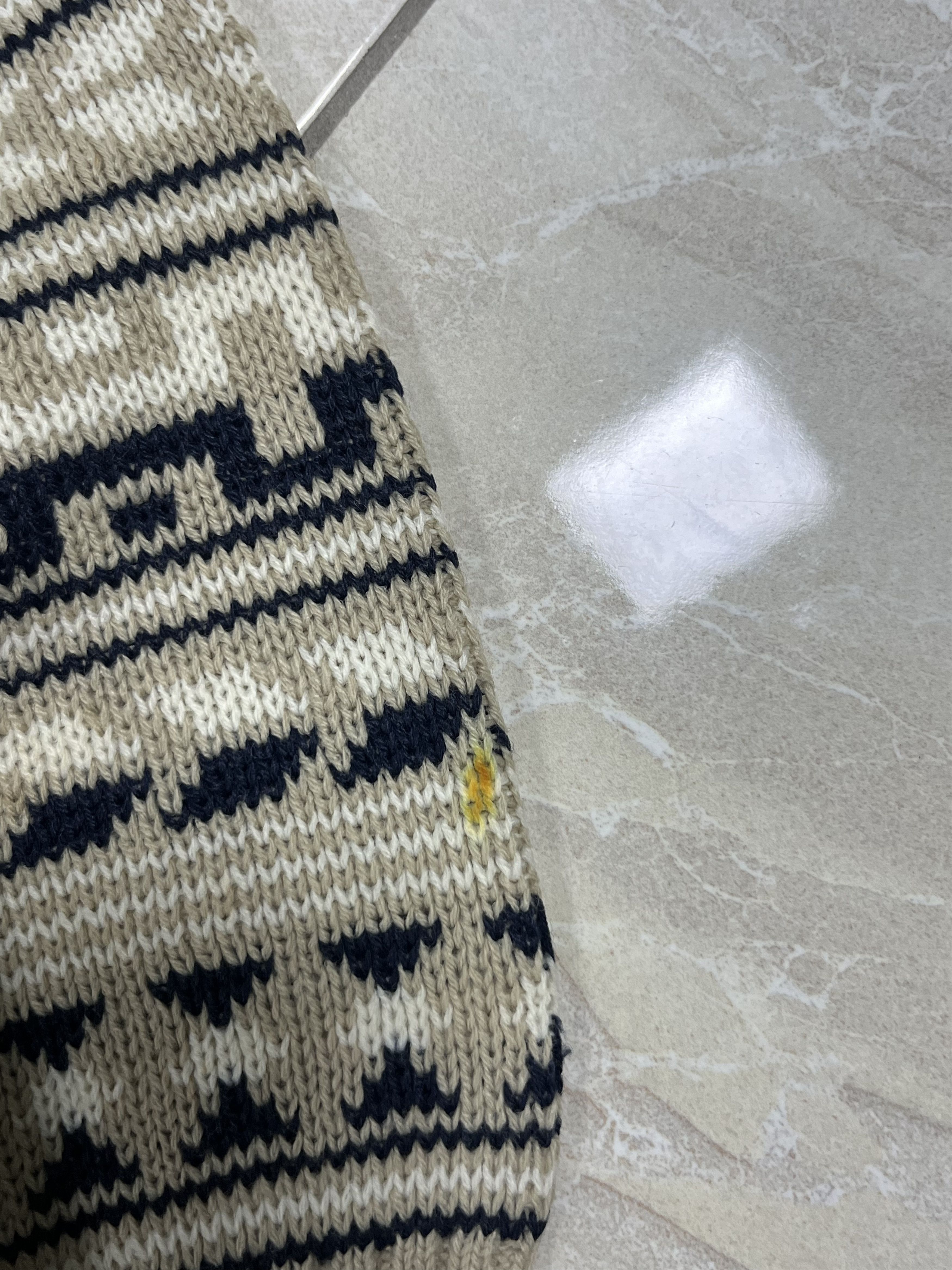 Lacoste Vintage Knitwear Lacoste Monogram 00SS MADE IN FRANCE Beige Size US L / EU 52-54 / 3 - 9 Thumbnail