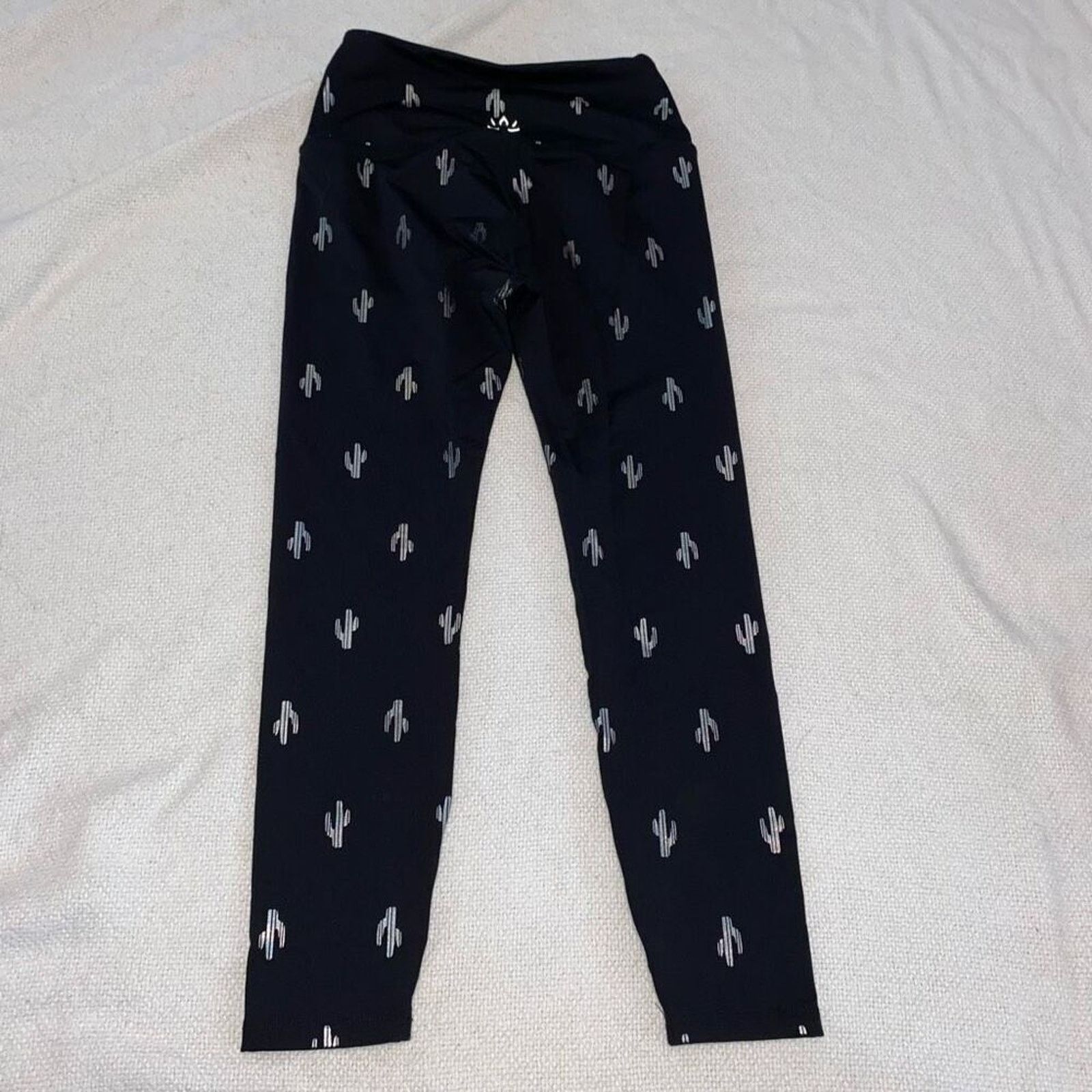 Beyond Yoga Beyond Yoga Reflective Cactus Leggings | Sz S Size 27" / US 4 / IT 40 - 4 Thumbnail