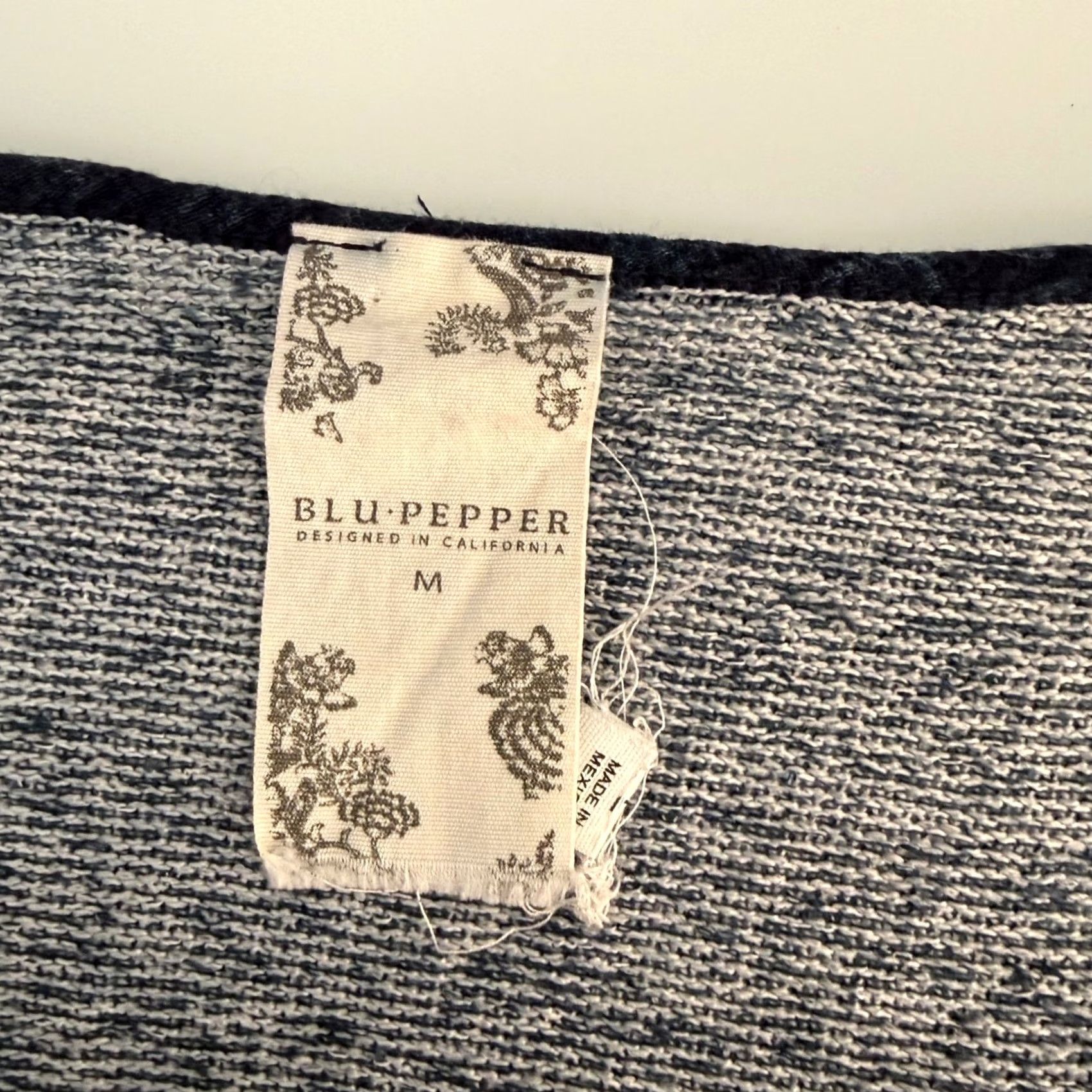 Vintage Blu Pepper Womens M SS Top Navy Floral Damask Mixed Media Boho Peasant Coastal Rayon Blouse Shirt Size M / US 6-8 / IT 42-44 - 6 Thumbnail