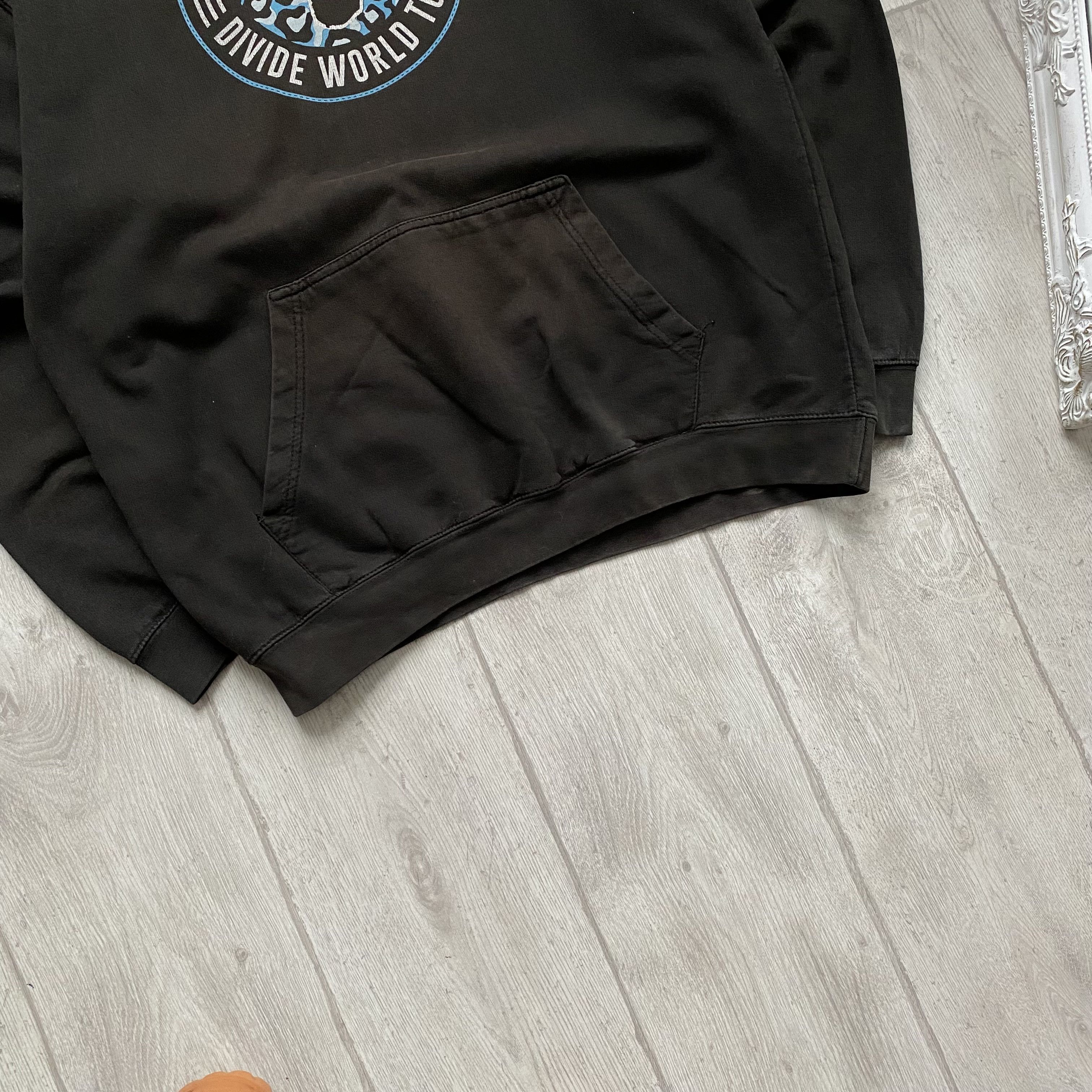 Band Tees 💿 Faded ED SHEERAN World Tour Hoodie vintage Size US XL / EU 56 / 4 - 4 Thumbnail