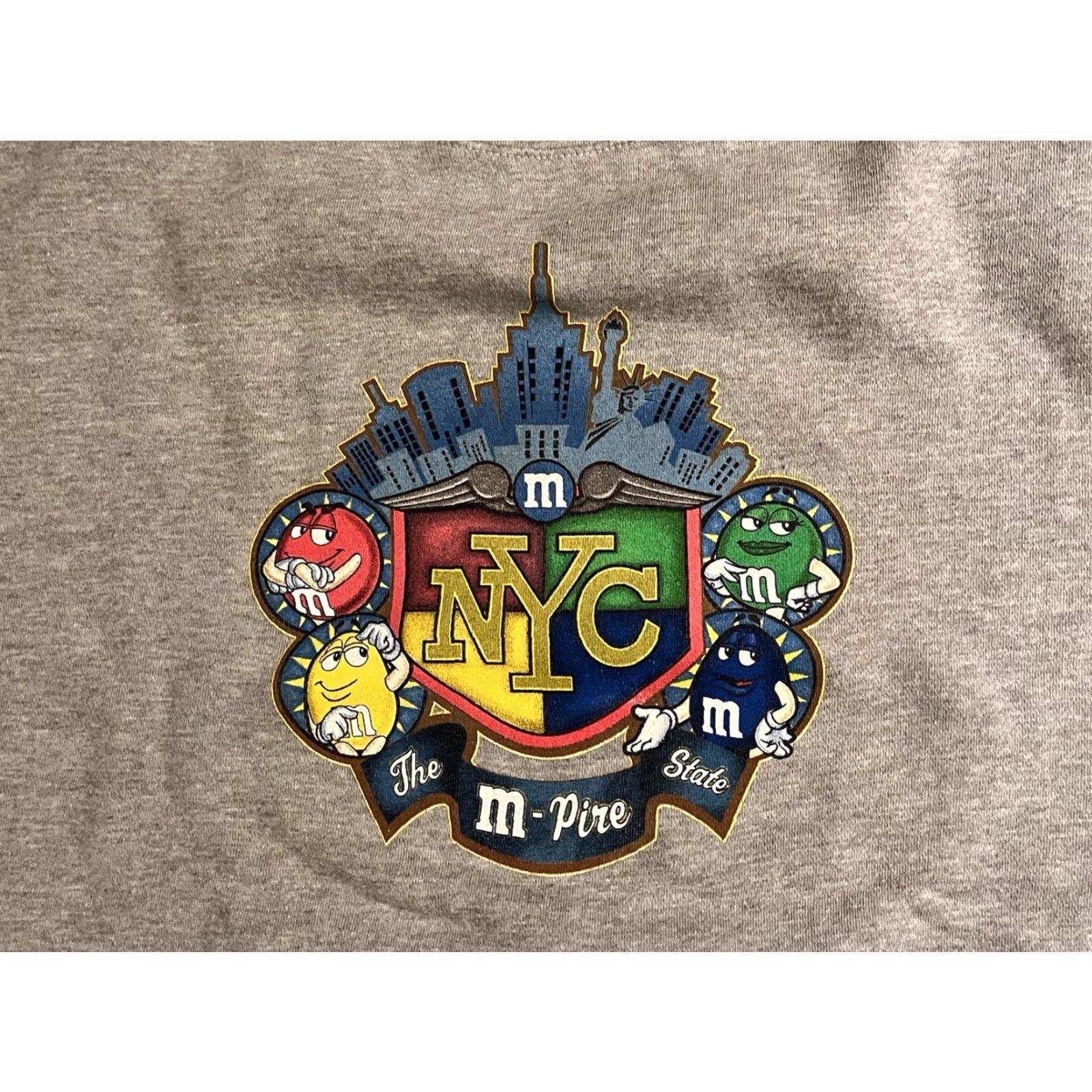 Vintage VINTAGE M&M's World New York Sweater Men’s Large Gray Sweatshirt Crew neck Graphic Print City Retro Mens L Gray Size US L / EU 52-54 / 3 - 3 Thumbnail