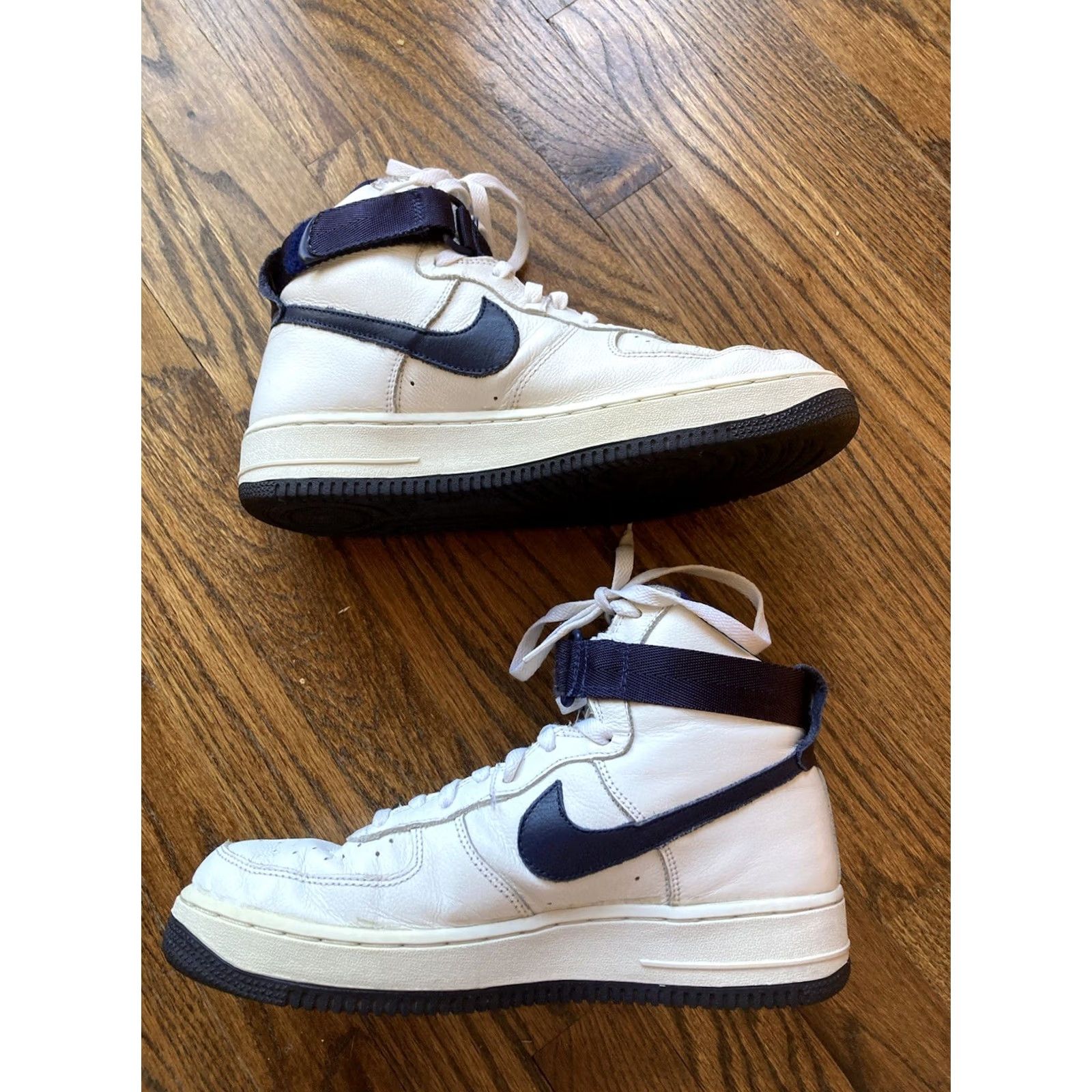 Nike VINTAGE Nike Air Force 1 High Mens Size 9.5 White 20th Anniversary 624038-142 Sneakers Size US 10 / EU 43 - 5 Thumbnail