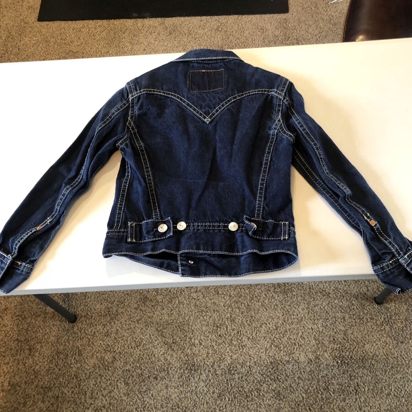 Denime Levis Womens Denim Button Down Jacket Blue Cotton Size Small Chest 34 Length 20 Jacket Women Regular Denim 34" Blue Fall Vintage No Size XXS / US 00 / IT 34 - 7 Thumbnail