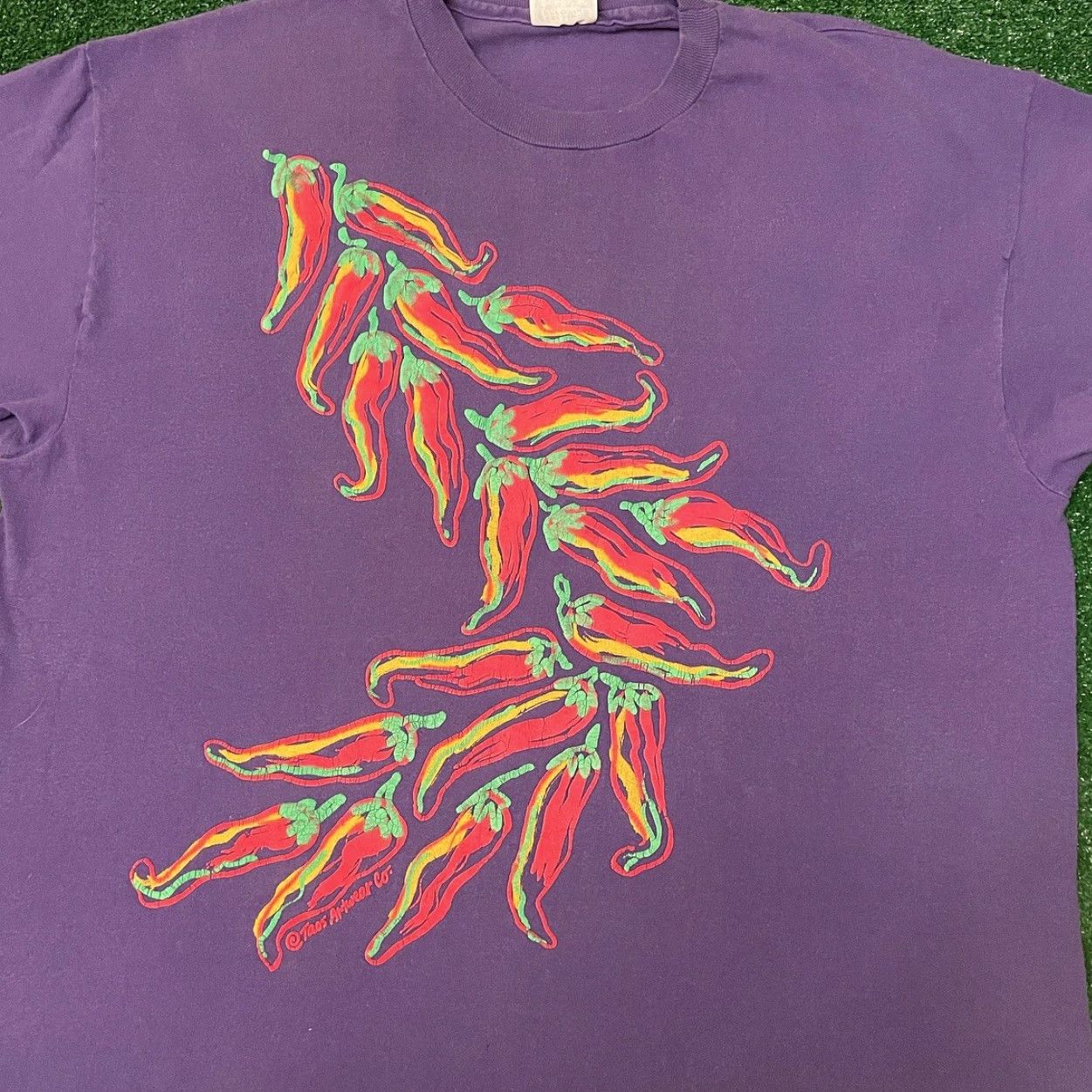 Vintage **VTG 90s Chilli Peppers Art Nature Tee Mens Size XL Purple** User: VTG 90s Chilli Peppers Art Nature Tee Mens Size XL Purple Size US XL / EU 56 / 4 - 3 Thumbnail