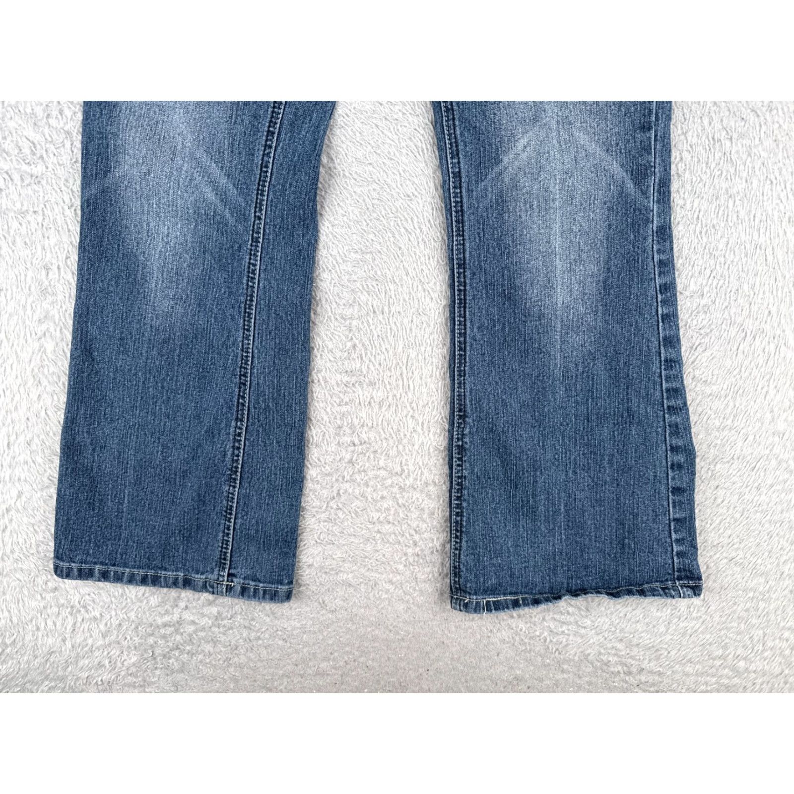 Vintage L.A. Blues Jeans Womens 8P Blue Denim Bootcut Mid Rise Distressed 27x28 Size 30" / US 8 / IT 44 - 2 Thumbnail