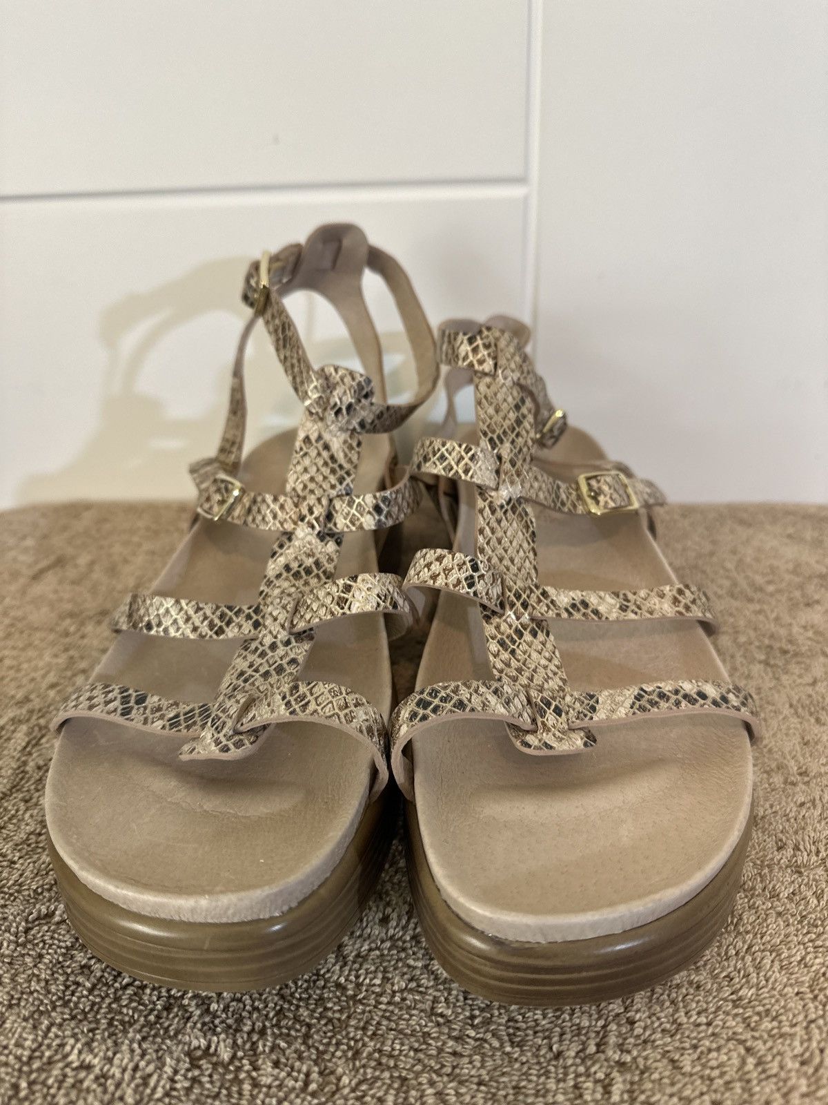 Donald Pliner Donald Pliner Fritz Leather Platform Sandal Size US 9.5 / IT 39.5 - 4 Thumbnail
