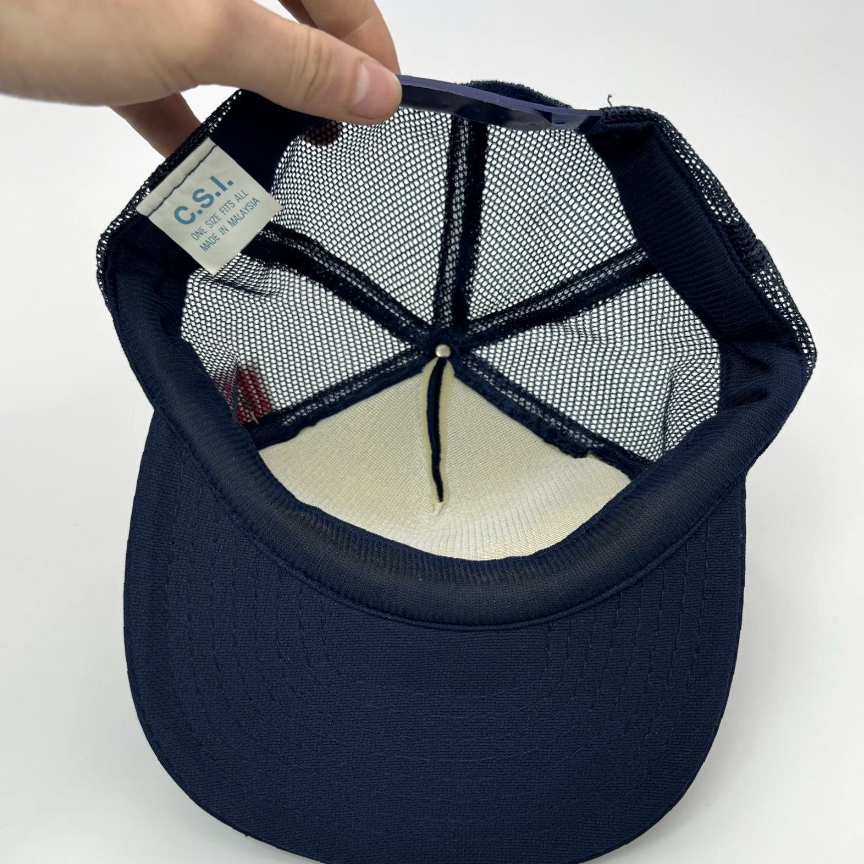 Vintage VINTAGE 90S OPERATION DESERT STORM F-16 FIGHTER GRAPHIC TRUCKER HAT NAVY BLUE W/PINS CS I Size ONE SIZE - 6 Thumbnail