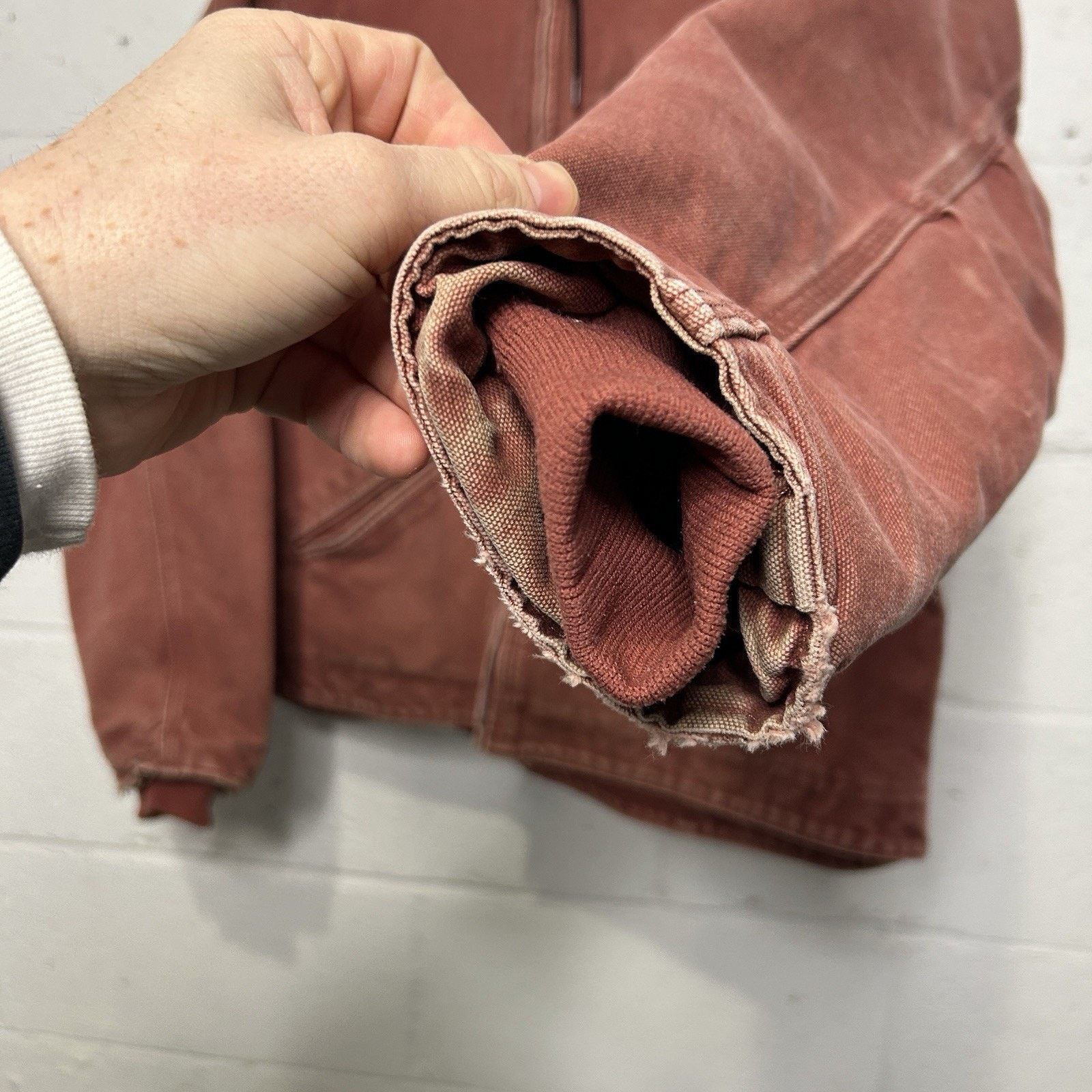 Carhartt Carhartt Sherpa-Lined Hooded Detroit Jacket "Vintage Rose" Size XL / US 12-14 / IT 48-50 - 9 Thumbnail