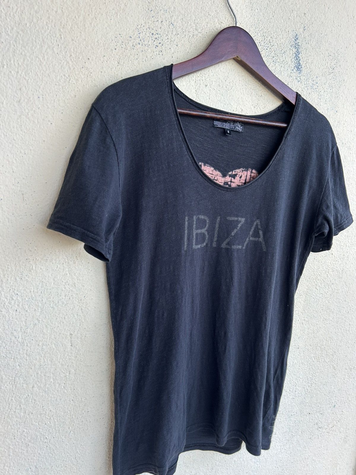 Ed Hardy Love Kills Slowly Ibiza Tshirt Size S / US 4 / IT 40 - 7 Thumbnail