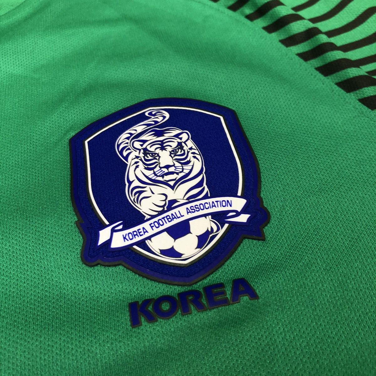 Nike South Korea 16/17 player issue gk shirt Size US L / EU 52-54 / 3 - 4 Thumbnail