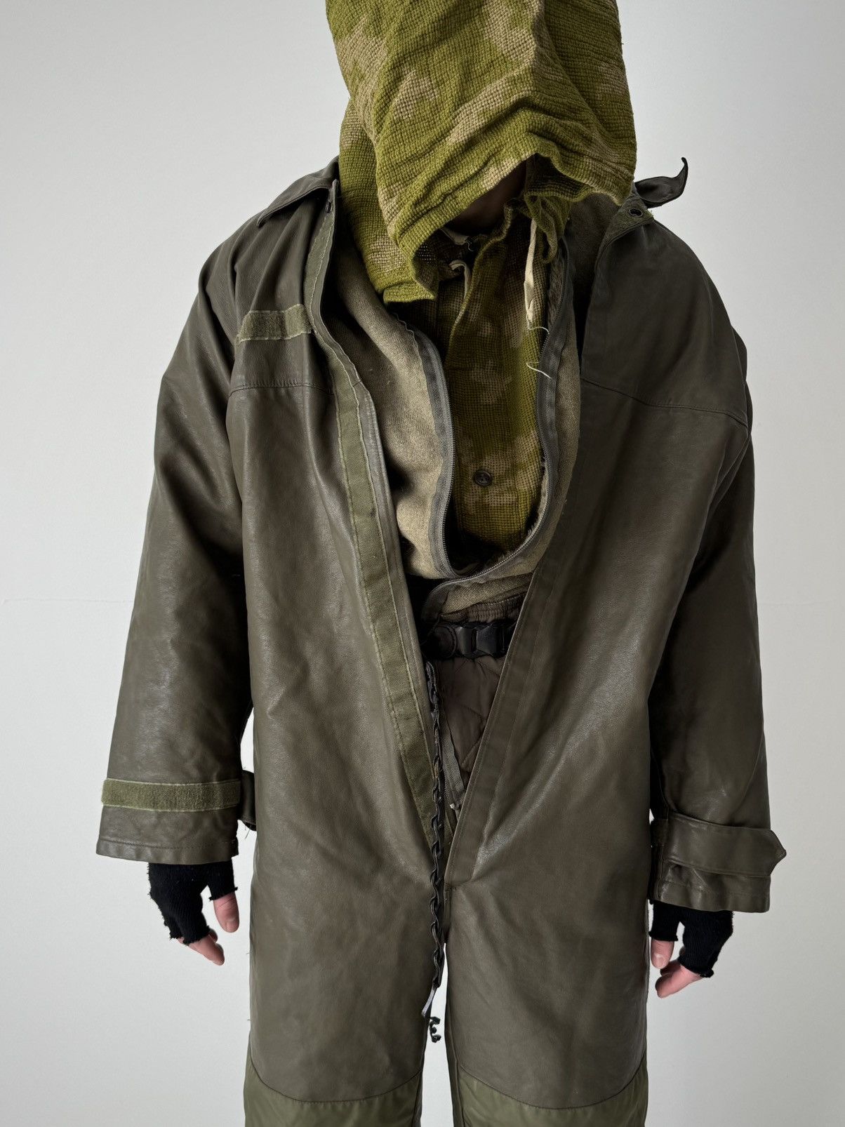 Vintage Vintage 1980s Dutch Army Winter Coveralls Size US 32 / EU 48 - 1 Thumbnail