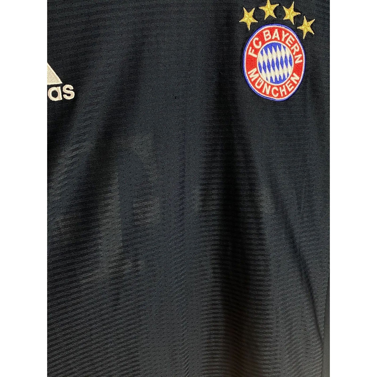 Adidas Adidas F.C Bayern Munchen #10 Capitano 2013/14 Third Jersey Size US L / EU 52-54 / 3 - 5 Thumbnail