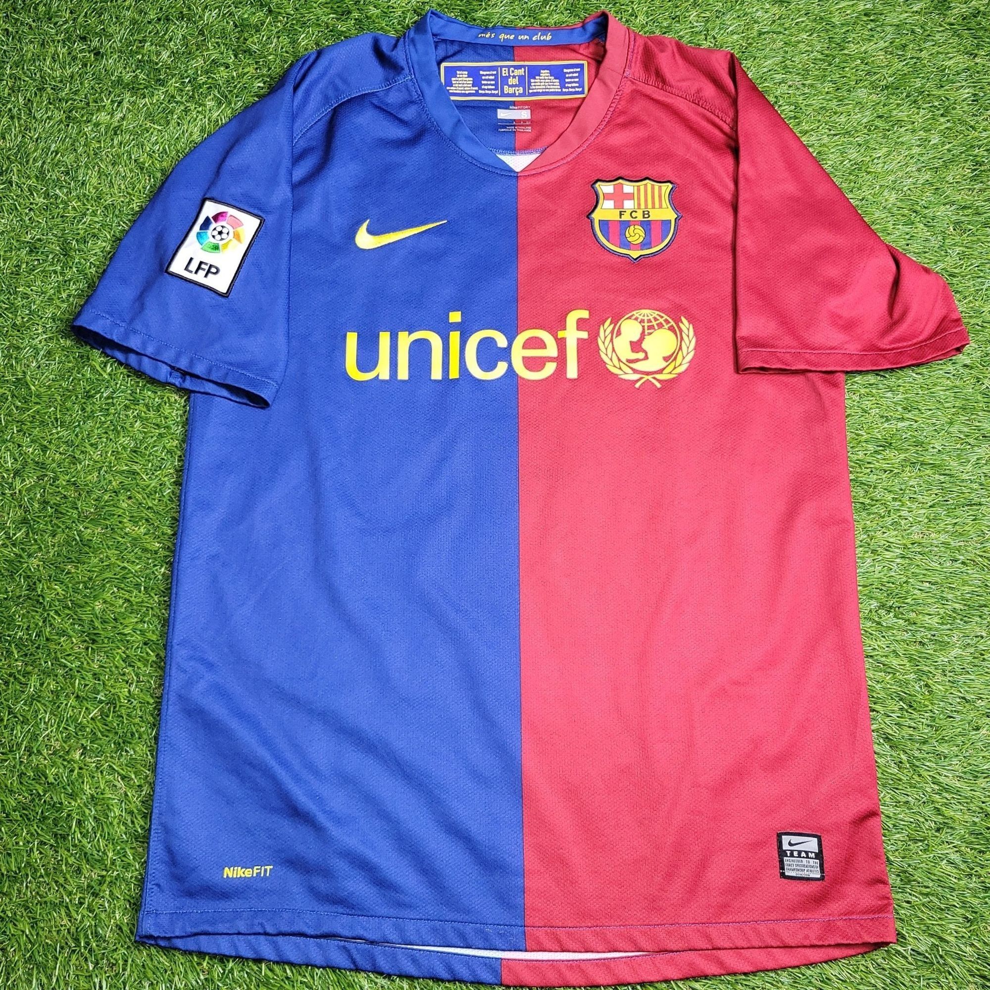 Nike Messi Barcelona TREBLE SEASON 2008 2009 Soccer Jersey S Size US S / EU 44-46 / 1 - 2 Thumbnail