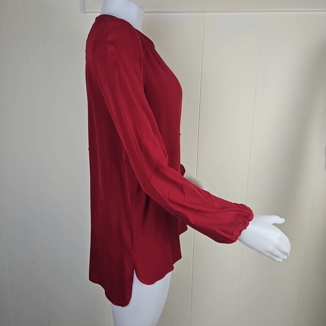 Longchamp Longchamp Silk Top Womens Size 36 Burgundy Long Sleeve Round Size XS / US 0-2 / IT 36-38 - 2 Thumbnail