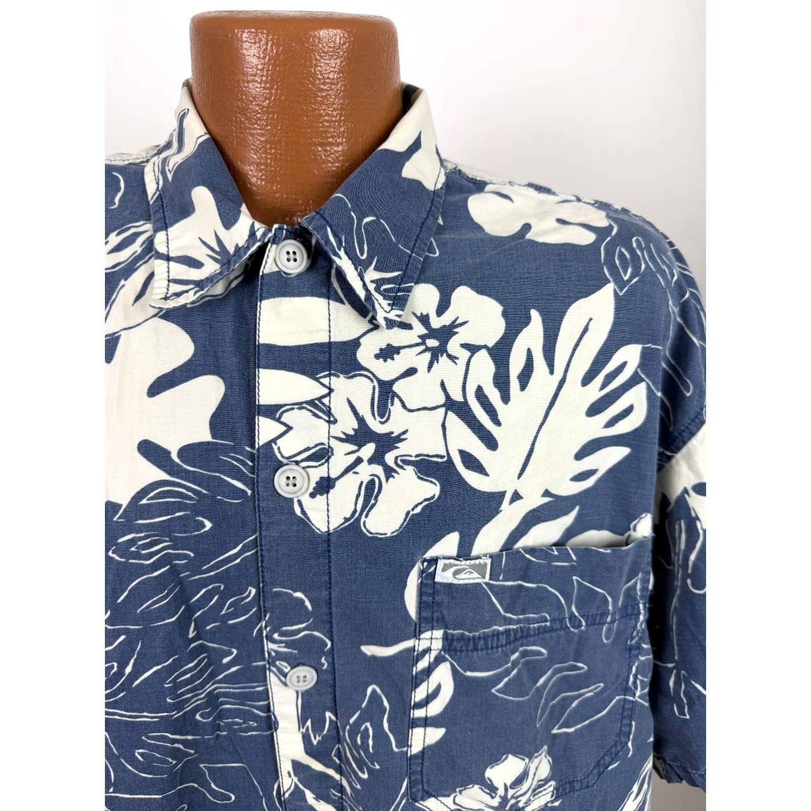 Quiksilver VINTAGE Quiksilver Shirt Men XL Hawaiian Floral Leaf Surf Skate Beach Cotton Blue 90s Size US XL / EU 56 / 4 - 3 Thumbnail