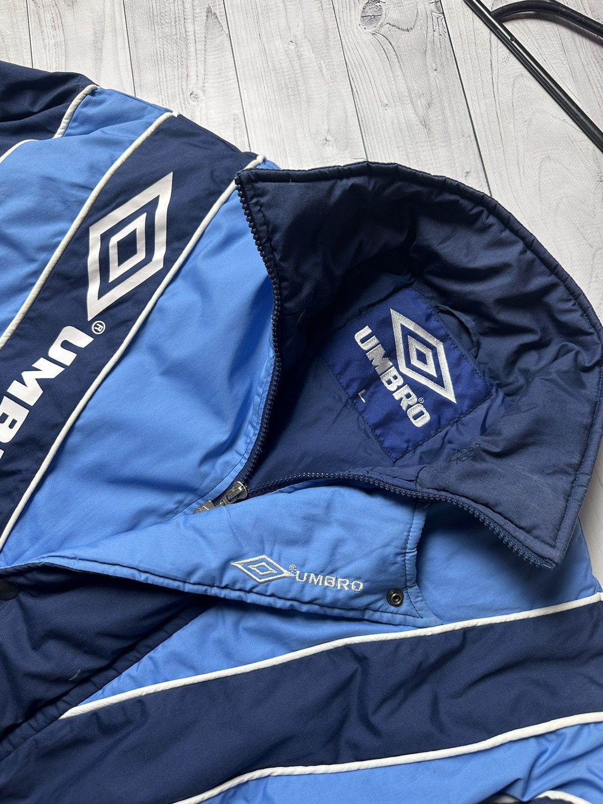 Umbro Vintage Umbro pro training jacket parka rare size L logo Size US L / EU 52-54 / 3 - 4 Thumbnail