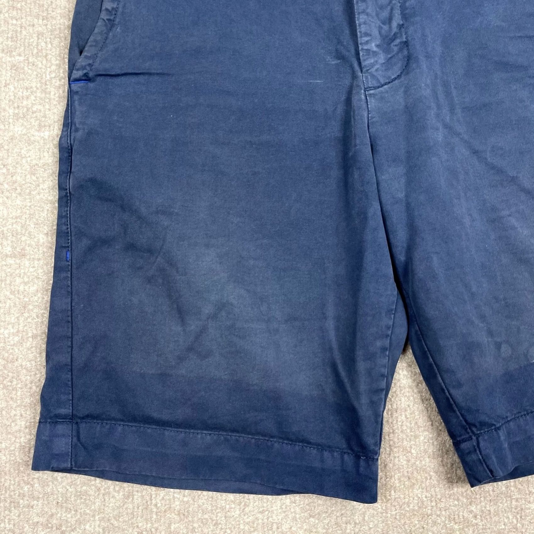 Tommy Bahama Tommy Bahama Mens Chino Shorts 30 x 9 Blue Lightweight Casual Bermuda Relaxed Men’s 30 Blue Chino Shorts Size US 30 / EU 46 - 3 Thumbnail