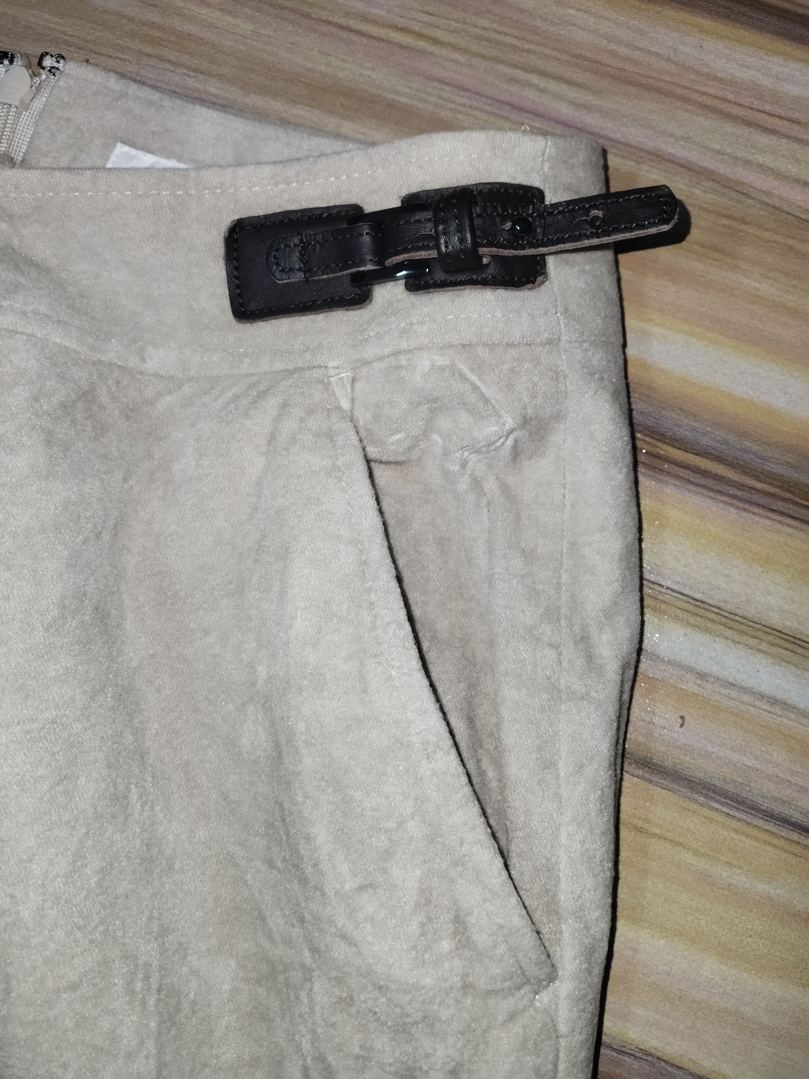 Trussardi TRUSSARDI Mini Skirt Size 30" / US 8 / IT 44 - 2 Thumbnail