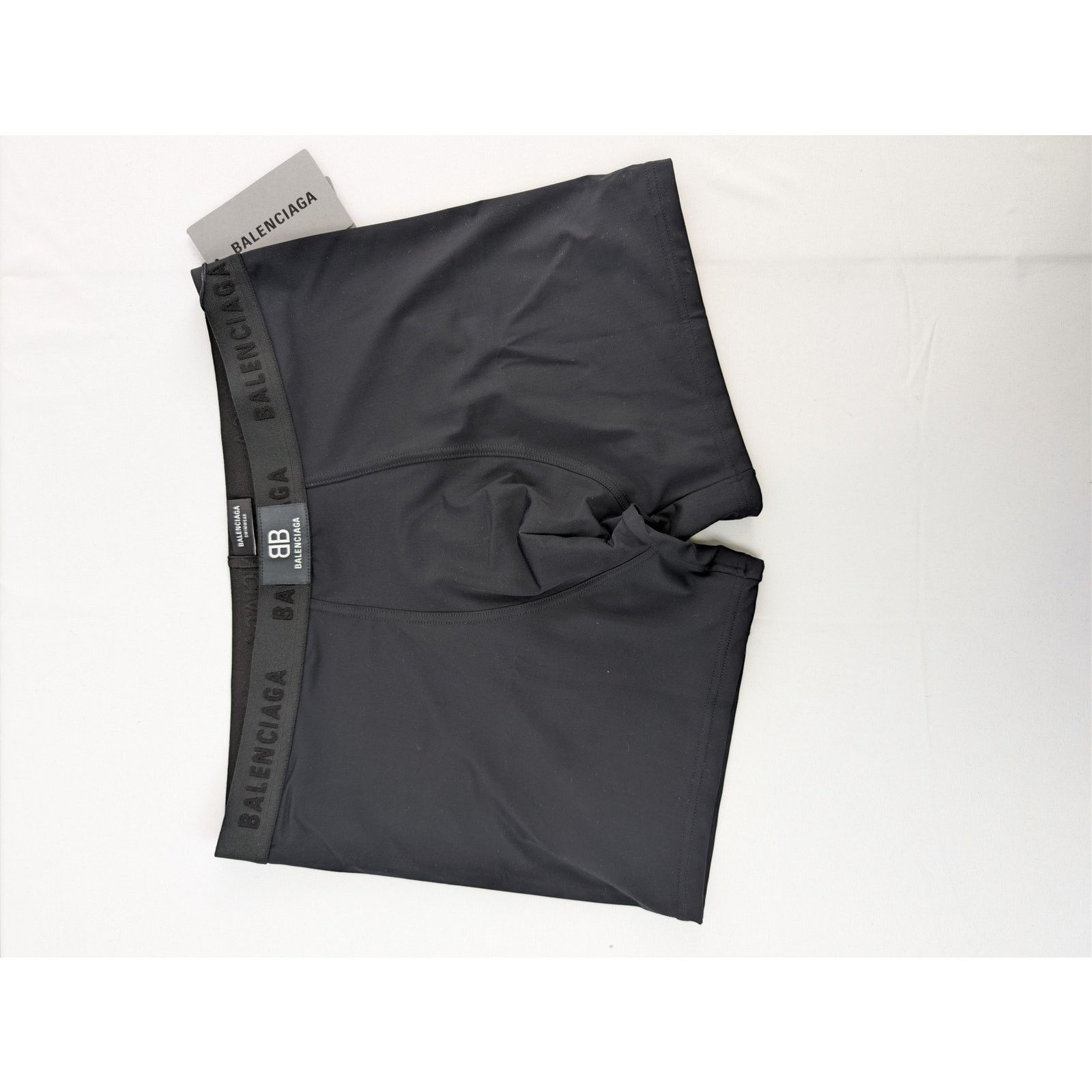Balenciaga o1rshd1 Size: M / Swimwear Fitted Swim Trunks Short in Black Size US 32 / EU 48 - 8 Thumbnail