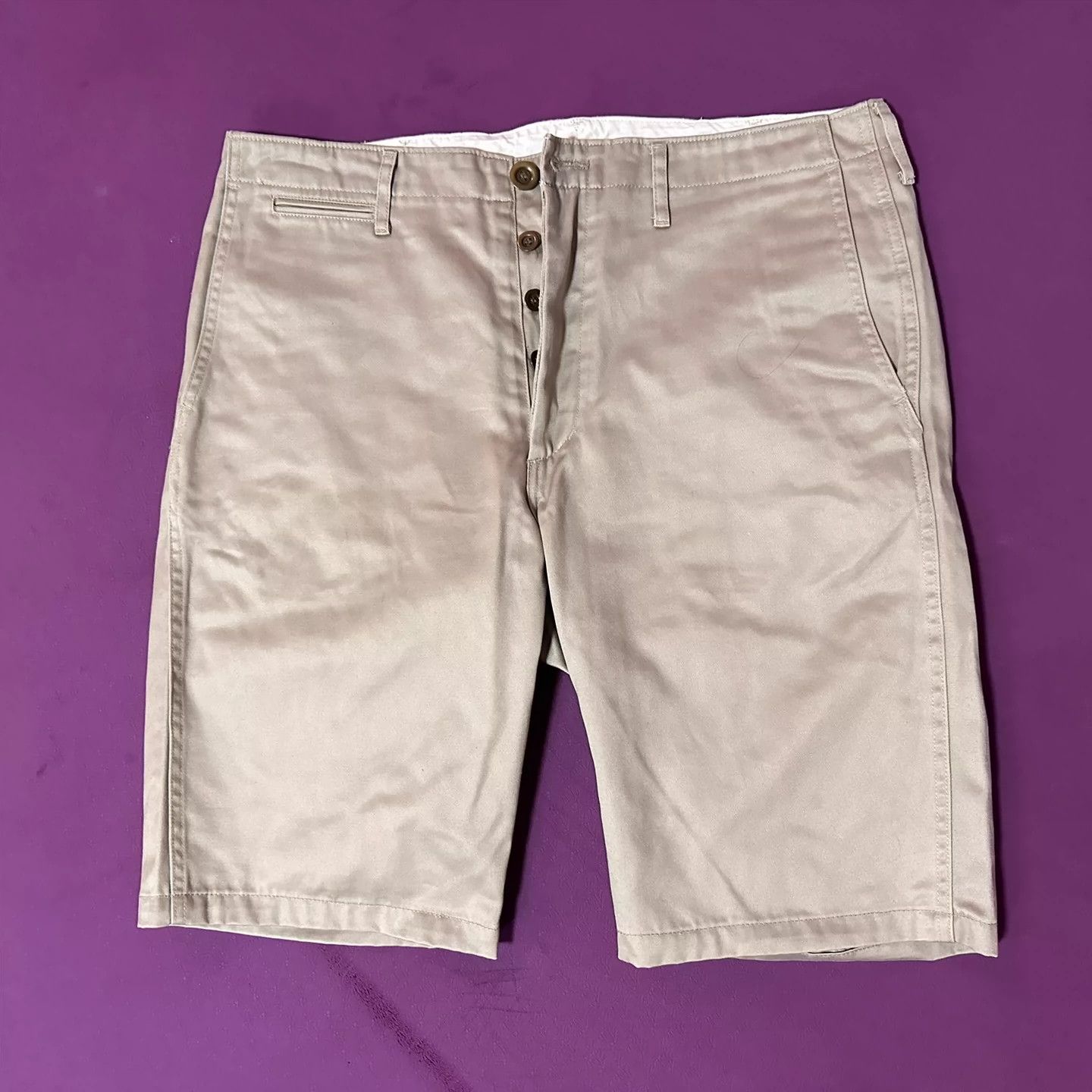 Visvim VISVIM khaki shorts -DMC Size US 36 / EU 52 - 1 Thumbnail