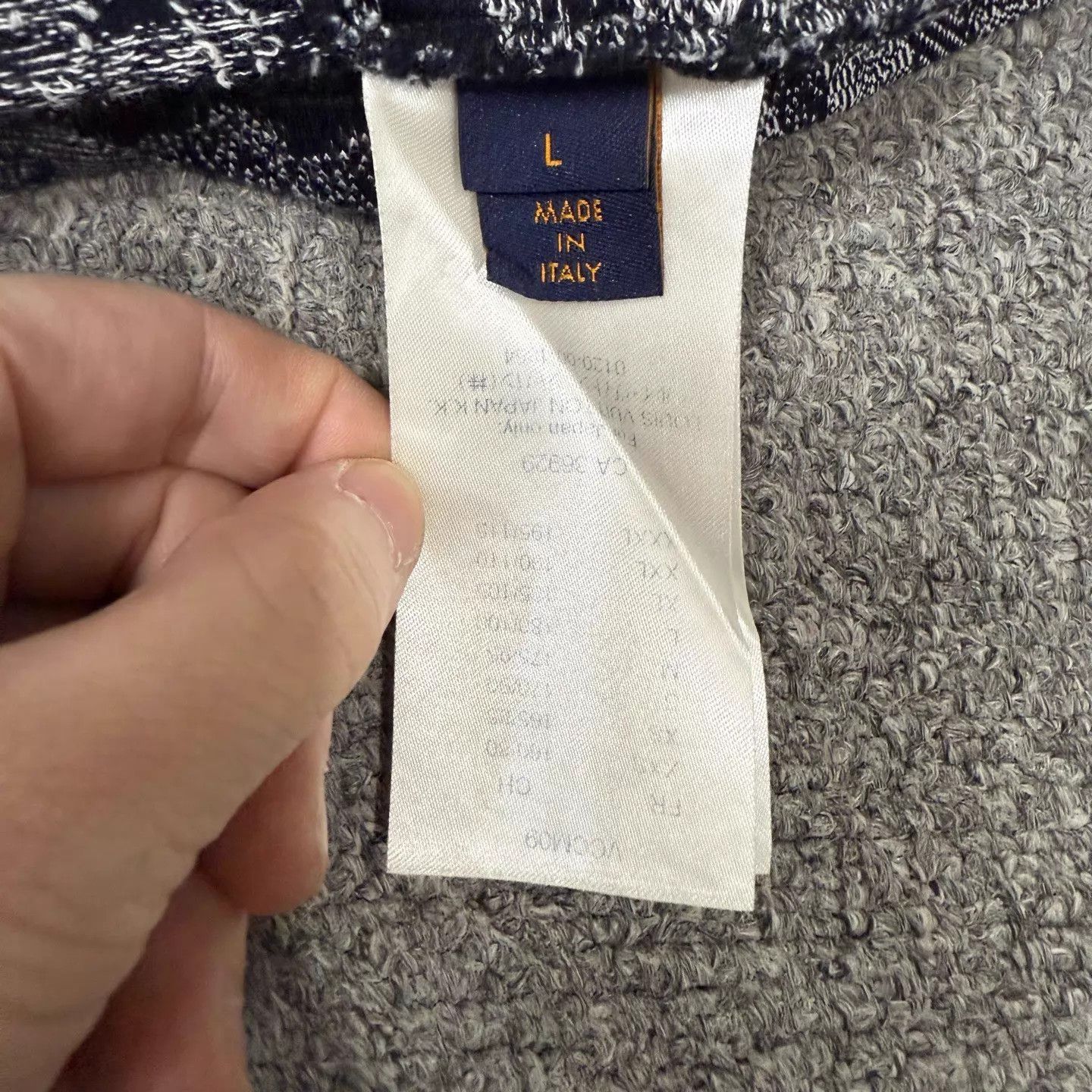 Louis Vuitton LV All Over Monogram Short Sleeve T-Shirt L 95 New Size L / US 10 / IT 46 - 4 Thumbnail