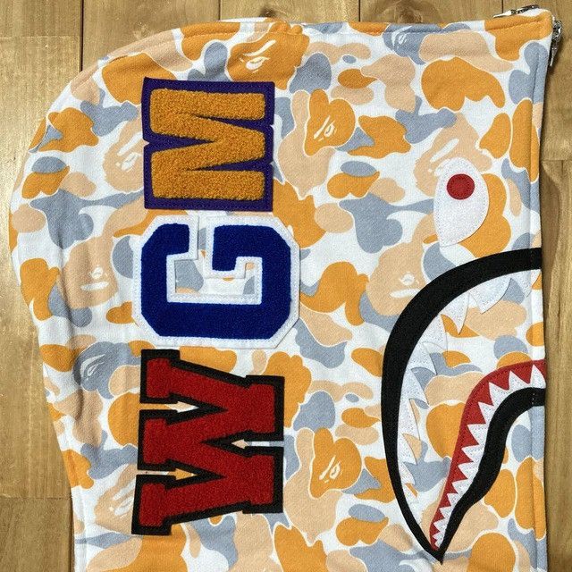 Bape 2024 Fukuoka Store Camo shark full zip hoodie BAPE APE Size US L / EU 52-54 / 3 - 5 Thumbnail