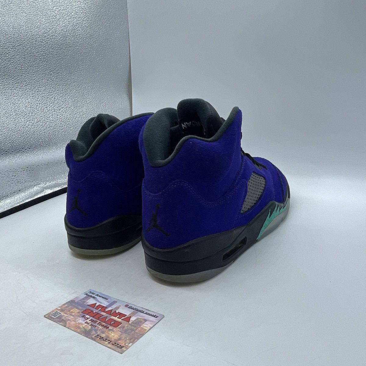 Jordan Brand Air Jordan 5 alternate grape Size US 10 / EU 43 - 5 Thumbnail