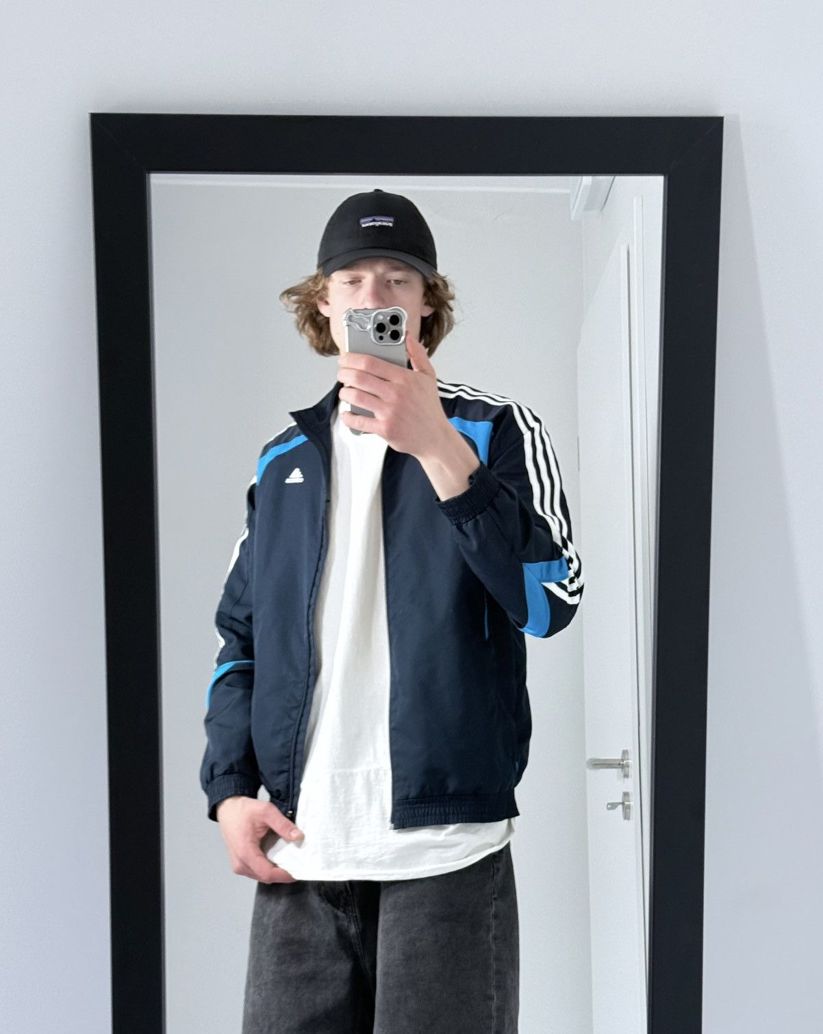 Adidas Vintage Adidas y2k avantgarde streetwear rare track jacket Size US M / EU 48-50 / 2 - 2 Thumbnail