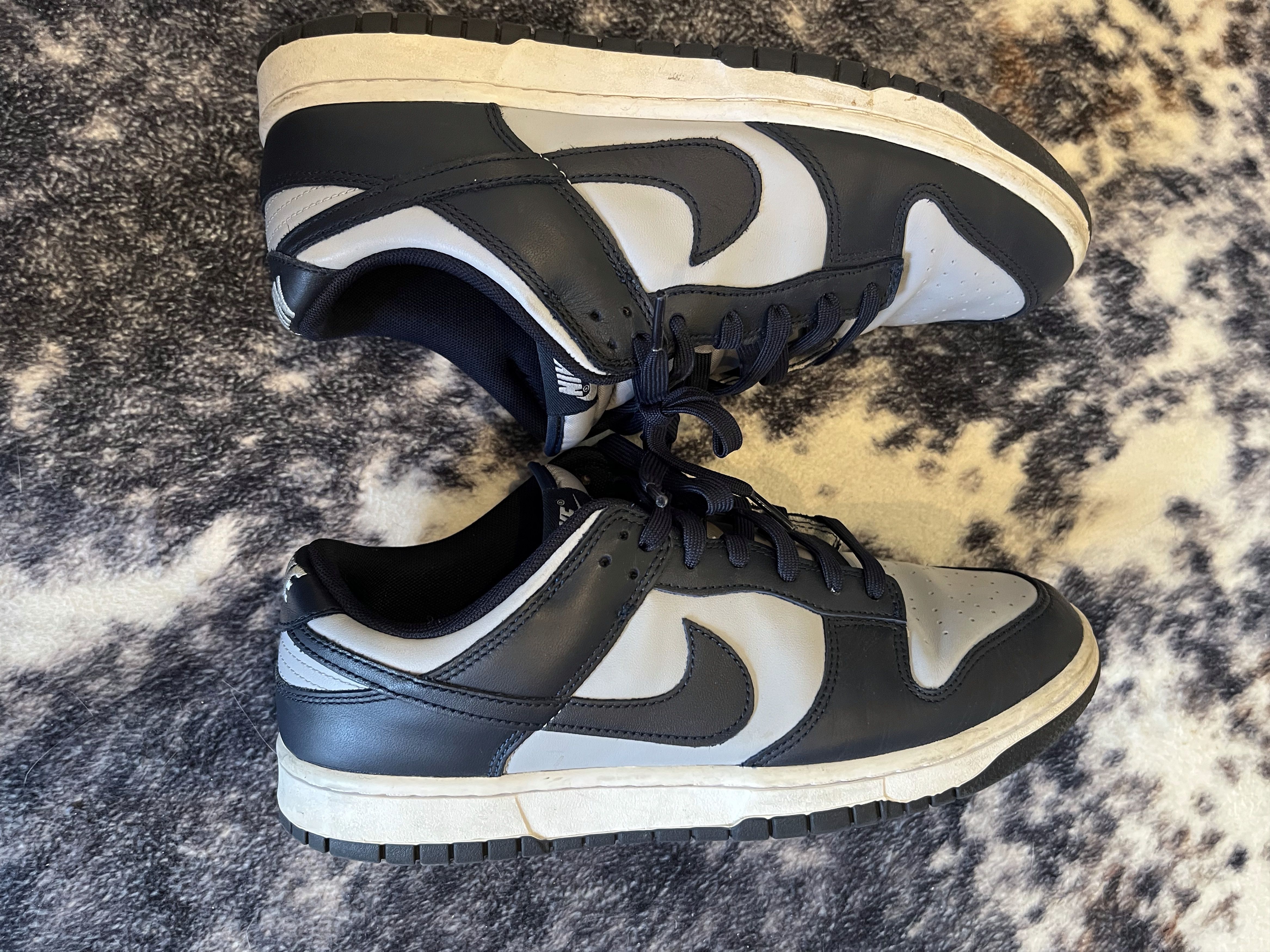 Nike Nike Dunk Georgetown Size US 10.5 / EU 43-44 - 3 Thumbnail