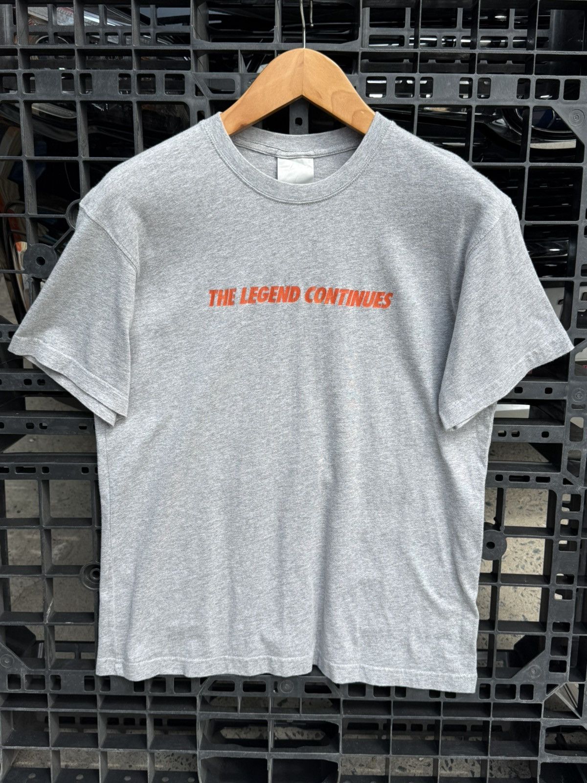 Nike 💥Vintage Nike Air max the legend continues 00s T-shirt Size US M / EU 48-50 / 2 - 2 Thumbnail