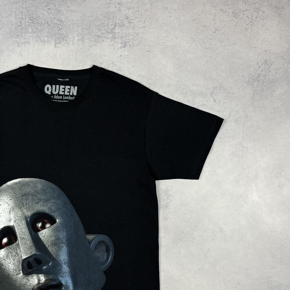 Band Tees Vintage Queen + Adam Lambert tour rock band tee Size US S / EU 44-46 / 1 - 3 Thumbnail