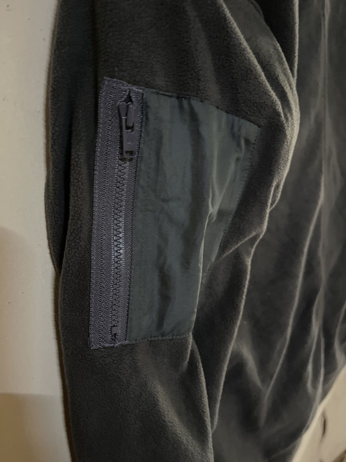 Undercover × Uniqlo Uniqlo x undercover Size S / US 4 / IT 40 - 12 Thumbnail