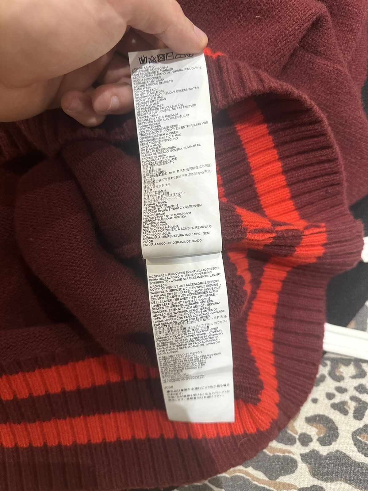Maison Margiela Maison Margiela burgundy oversize knit v neck Size US M / EU 48-50 / 2 - 6 Thumbnail